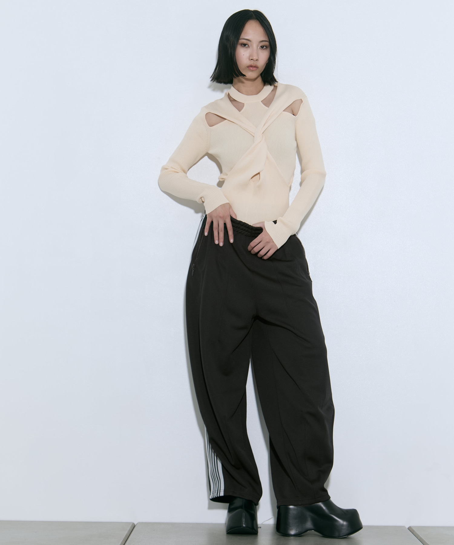 TWIST KNIT TOPS THINGS THAT MATTER