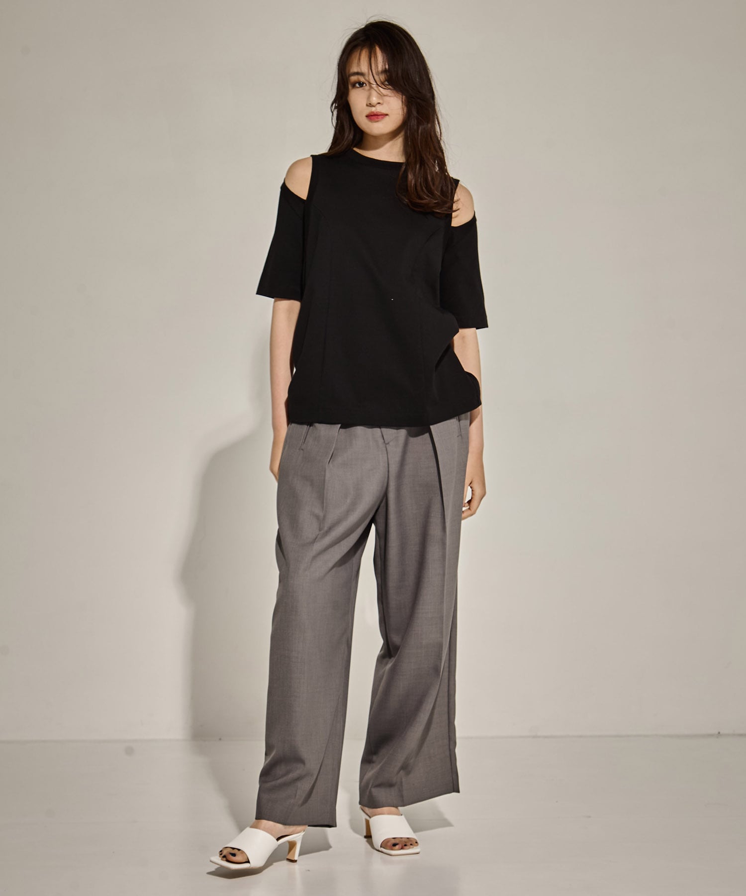 別注CUT OUT T-SHIRT CINOH
