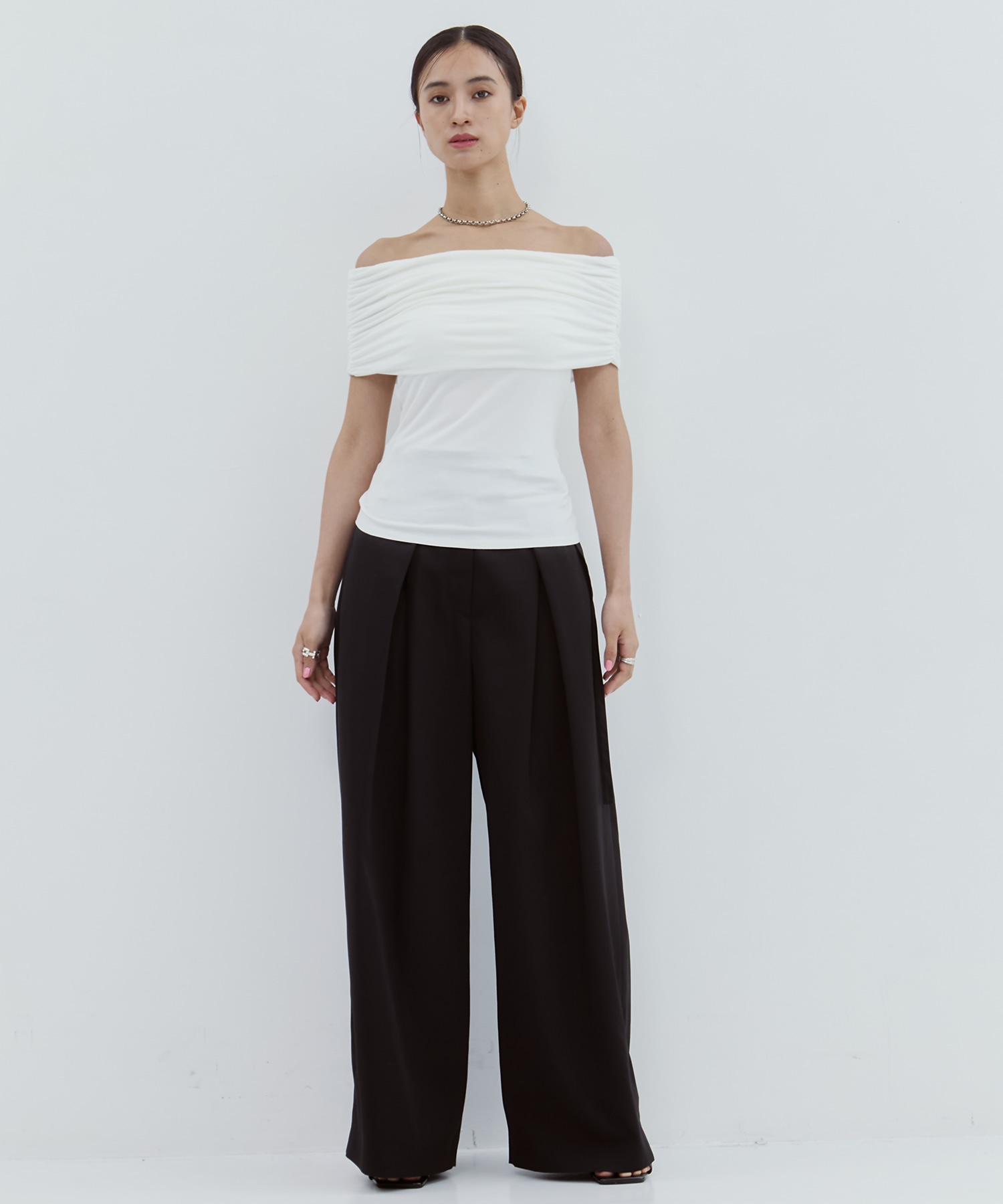 別注OFF SHOULDER TOPS determ