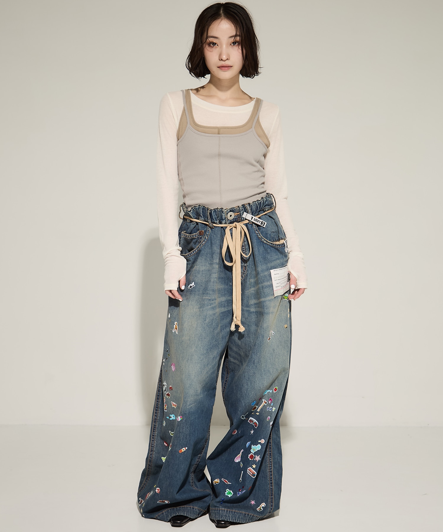 HUGE DETAIL STICKER JEANS(38 BLUE): Maison MIHARA YASUHIRO