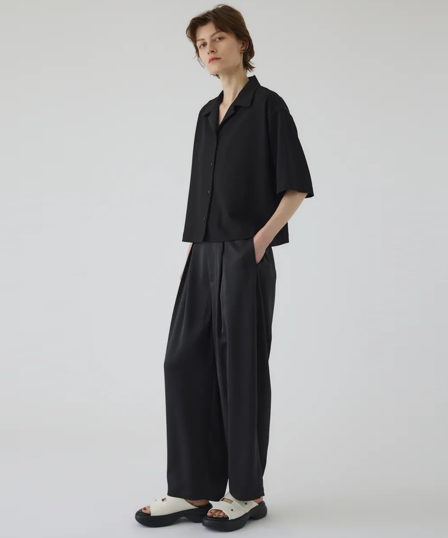 新品未使用 RIM.ARK Round silhouette PT 36 RIM.ARK | Round silhouette PT (PANTS ) |RIM.ARK ONLINE STORE