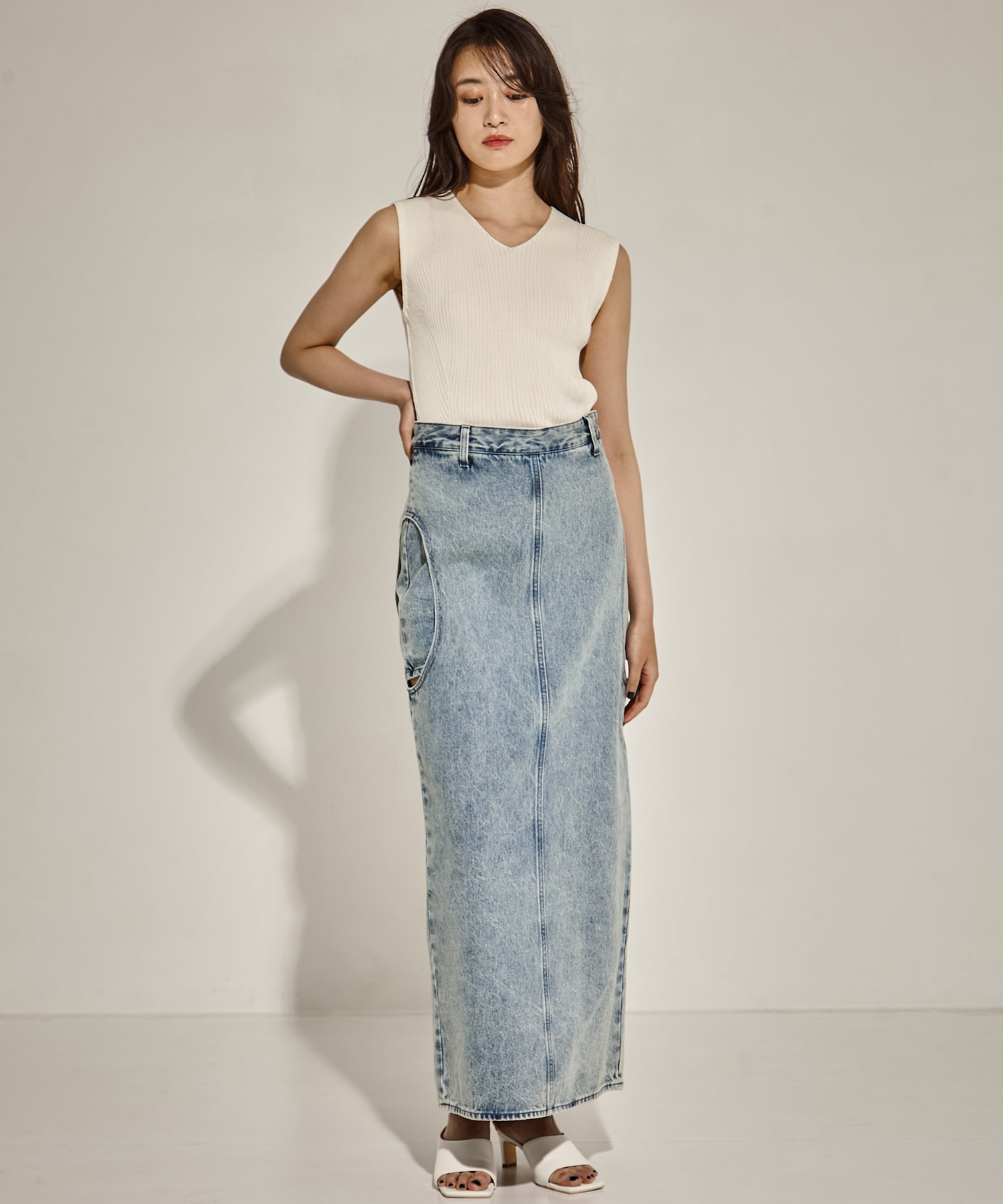 別注サークルカットデニムスカート CLANE