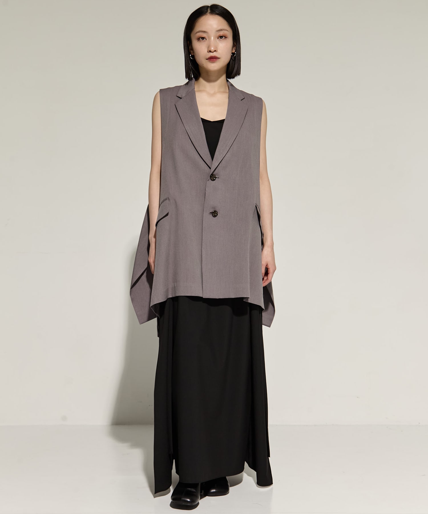 Side Eyelet Vest UJOH
