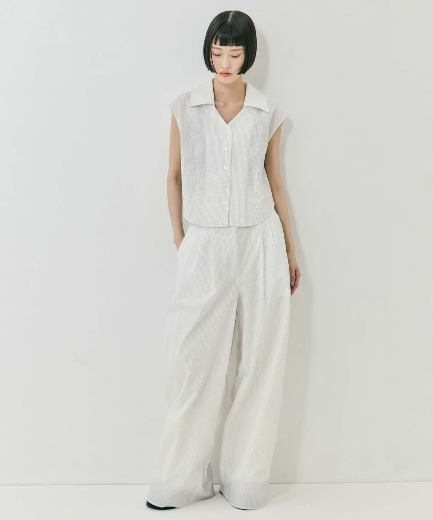 Seersucker Sleeveless Shirt(FREE WHITE): STUDIOUS: WOMENS