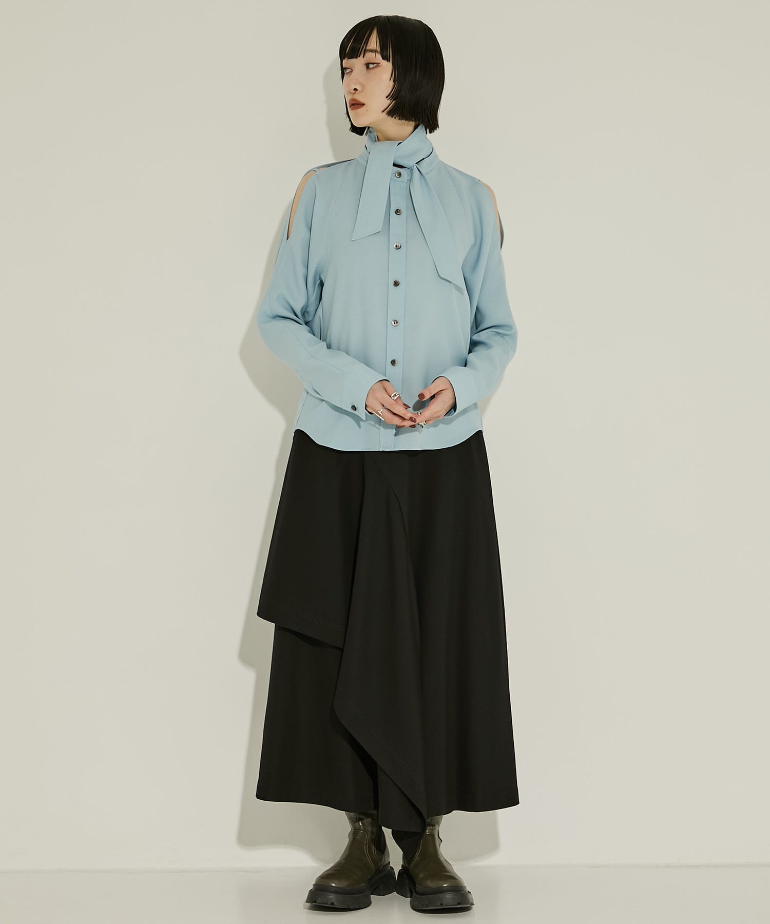 別注WAO-FB49-2009（肩開きブラウス） AKANE UTSUNOMIYA