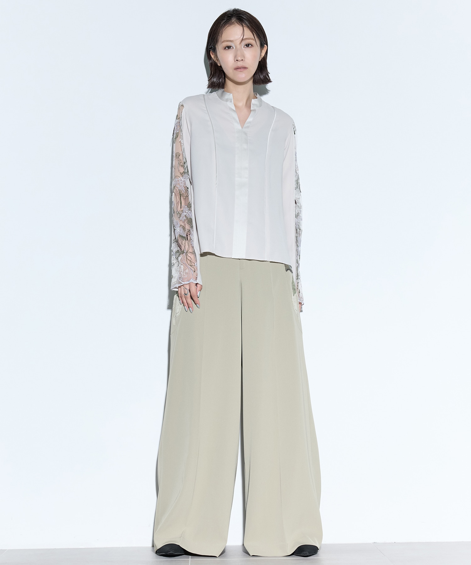 Tears flower lace tops MURRAL