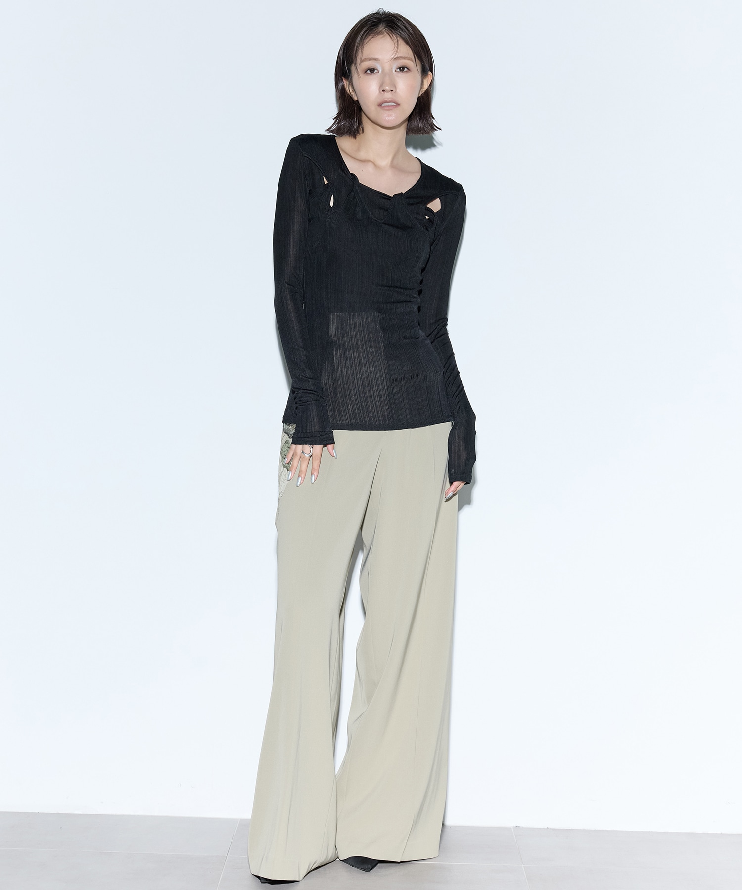 Twist tops MURRAL