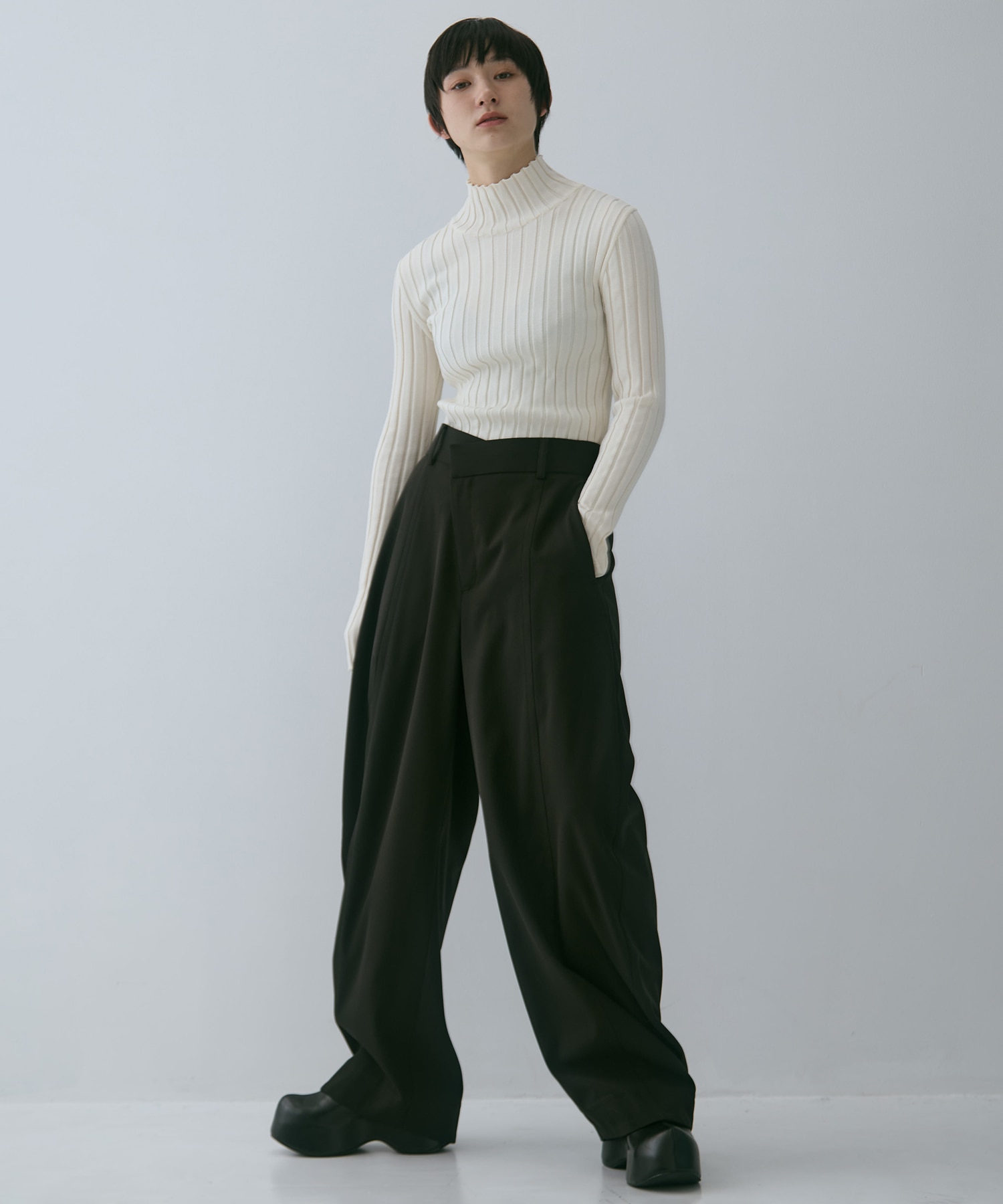 Wool Barrel Leg Trousers STUDIOUS