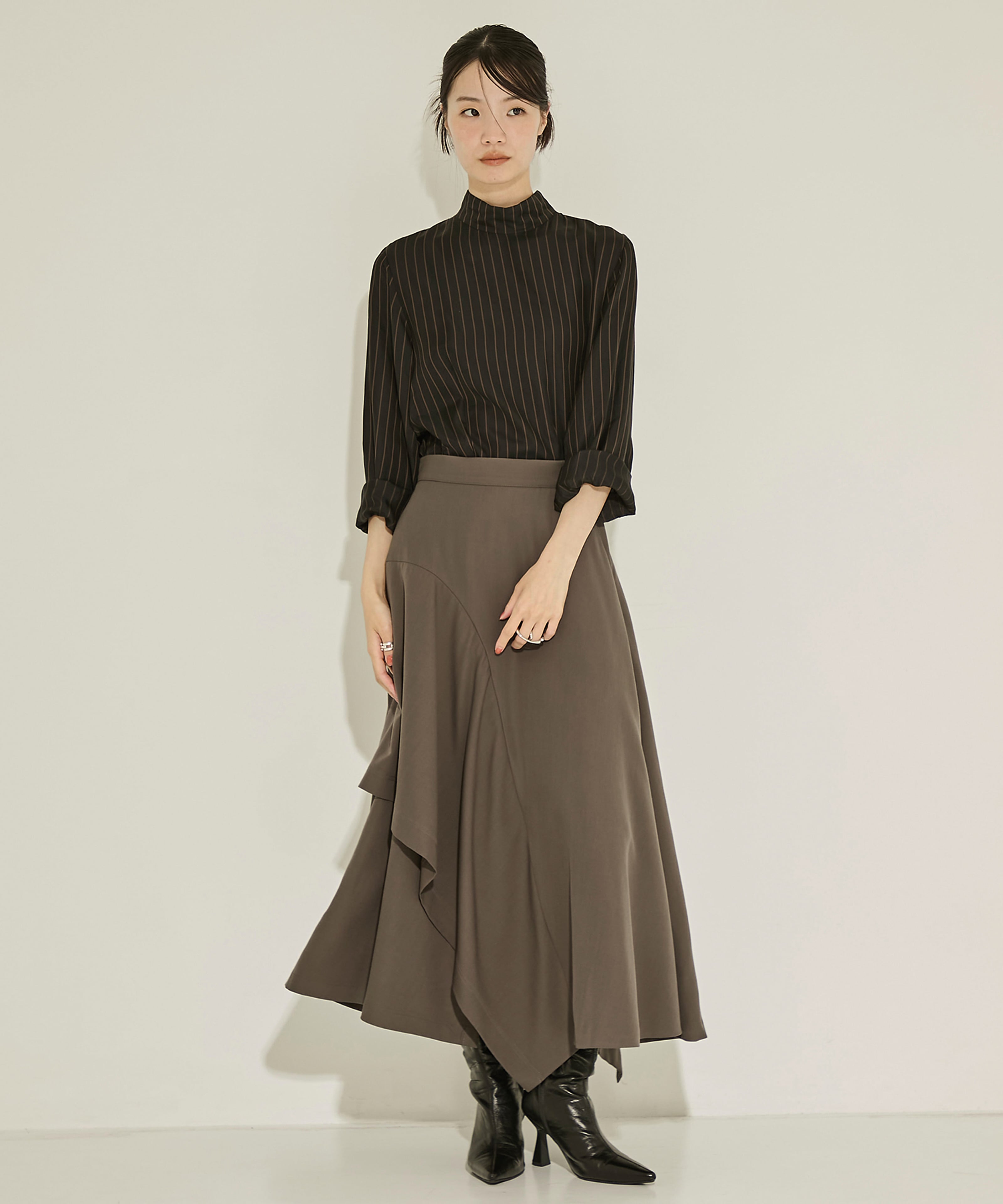 Random Hem Flare SKT UJOH