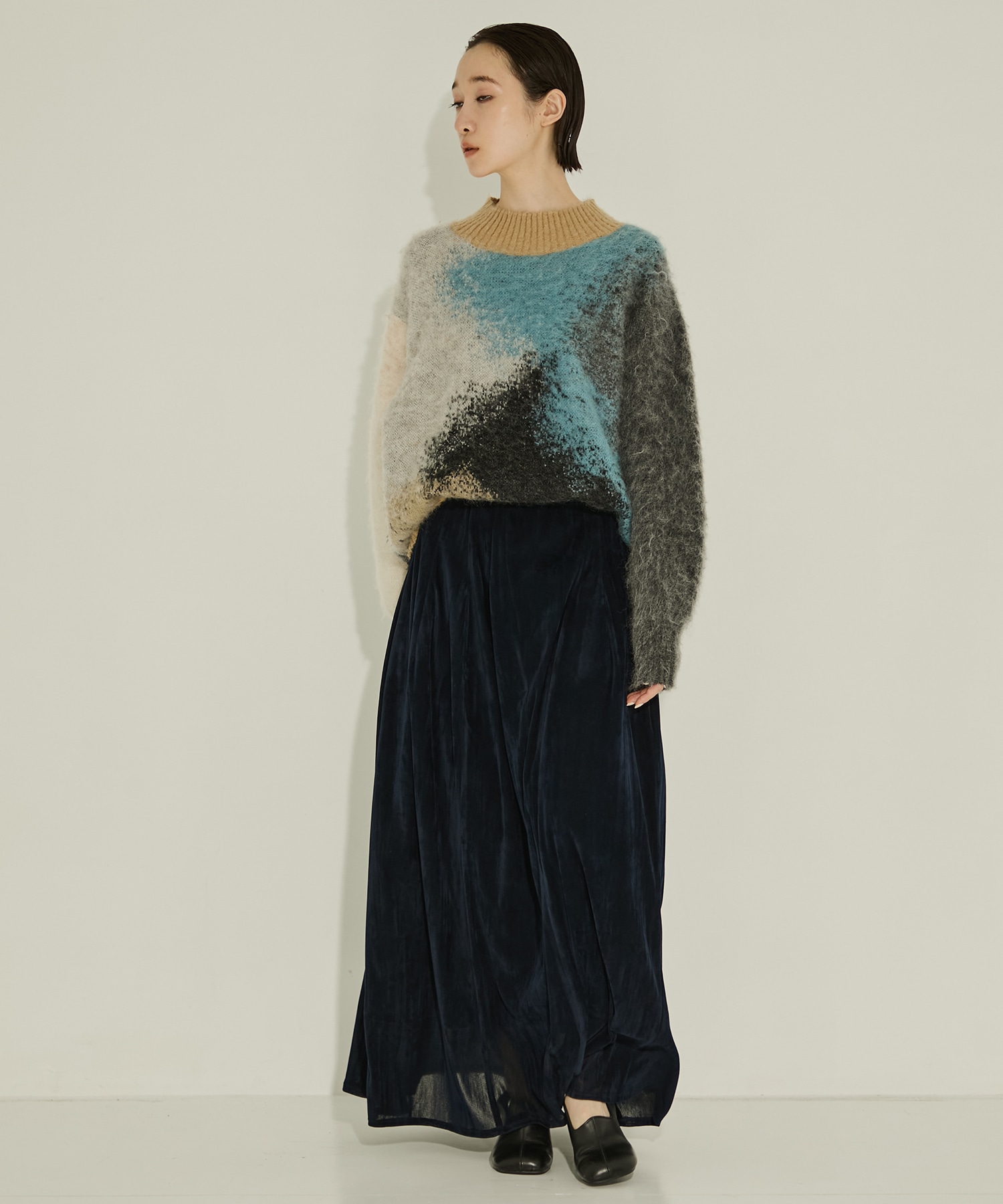 Rufina layer skirt AKIRANAKA