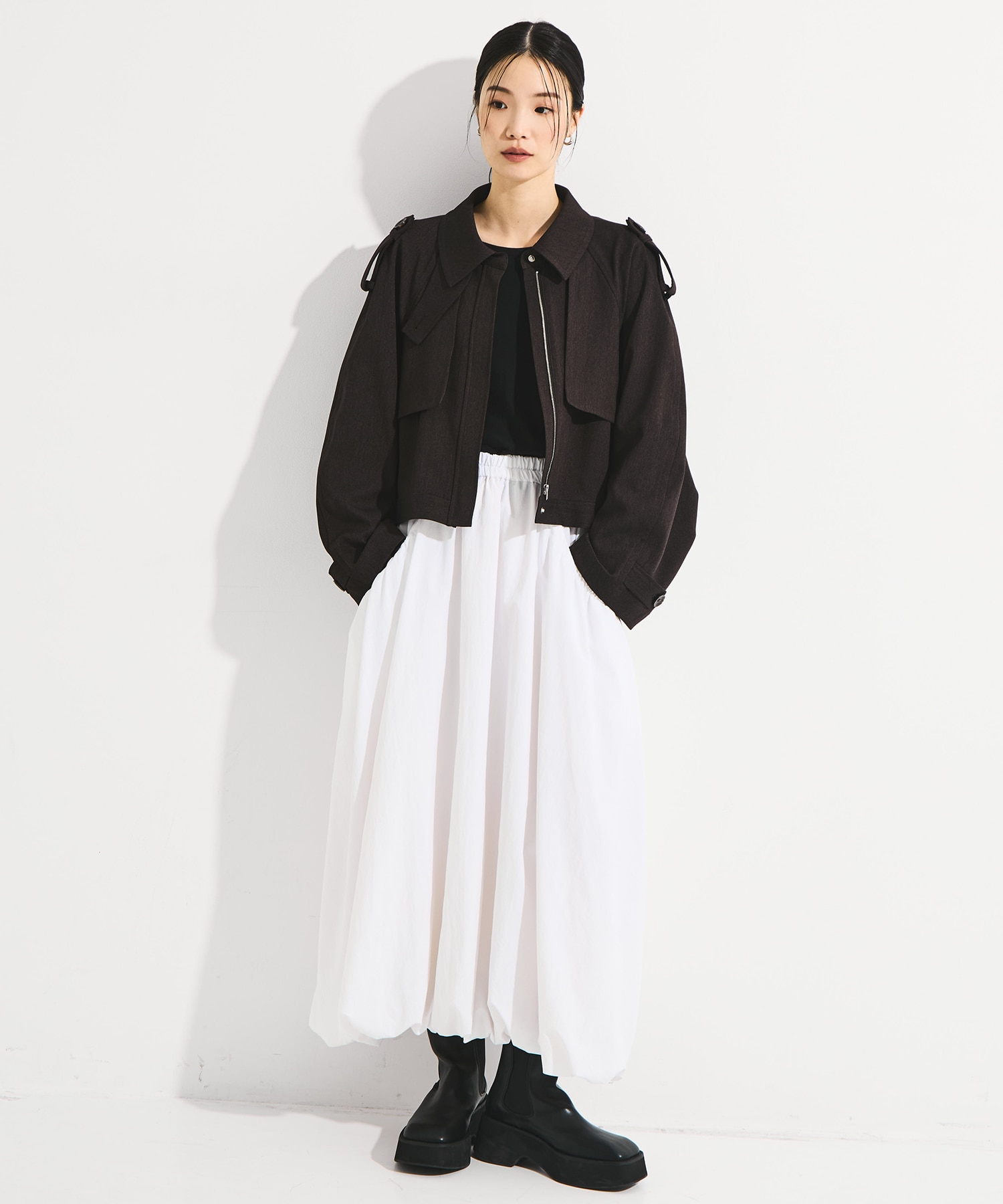 BACK GATHER SHORT TRENCH BLOUSON STUDIOUS