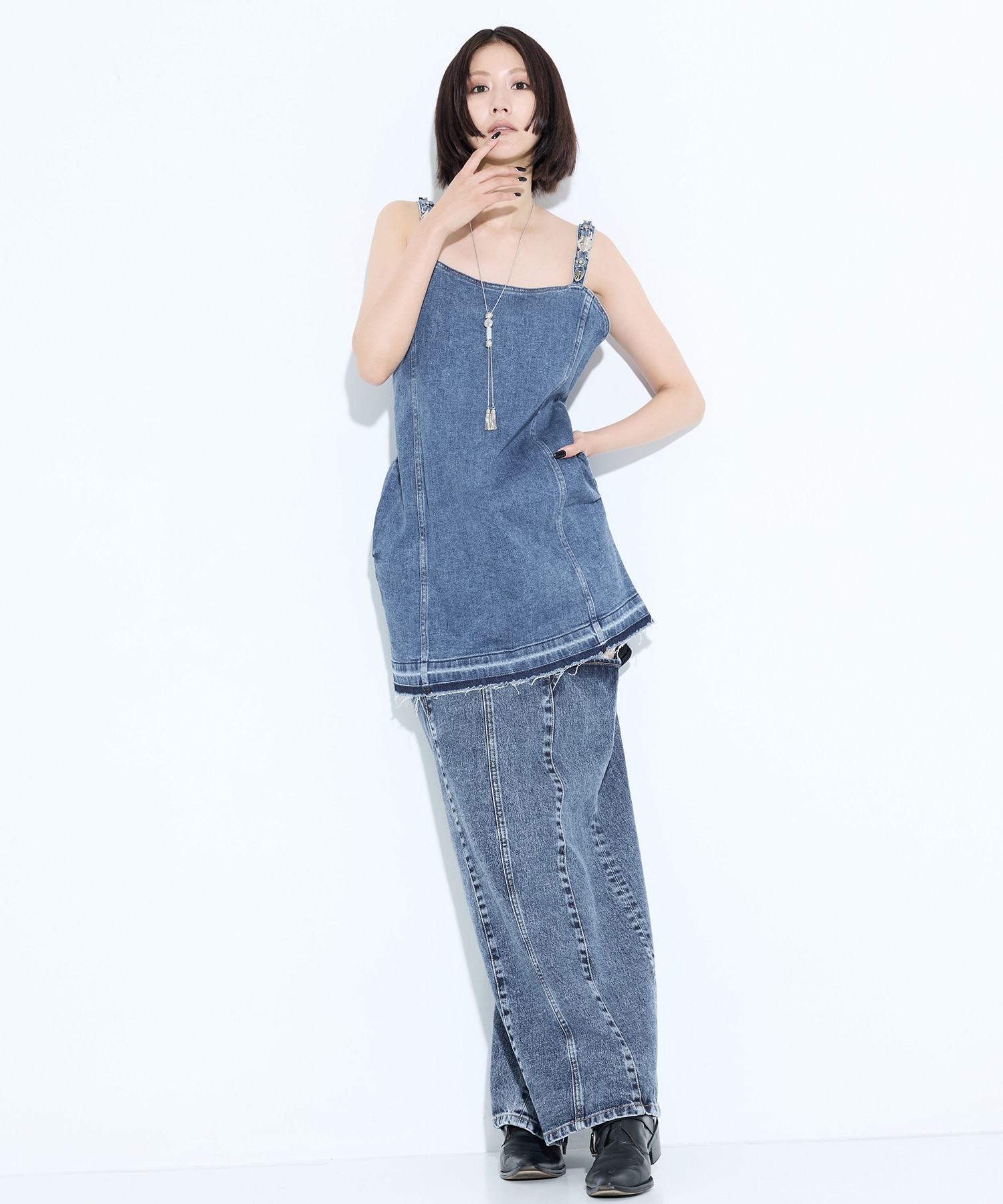 Metal loop tie small TOGA