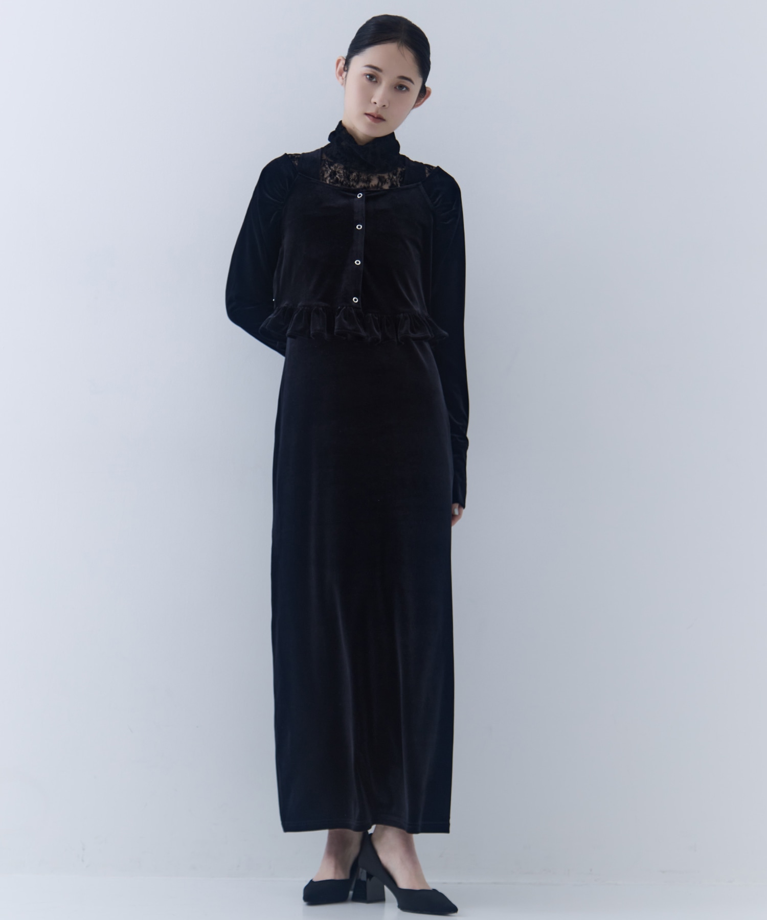 UND OFF SHOULDER VELOUR CARDIGAN SET DRESS AMERI