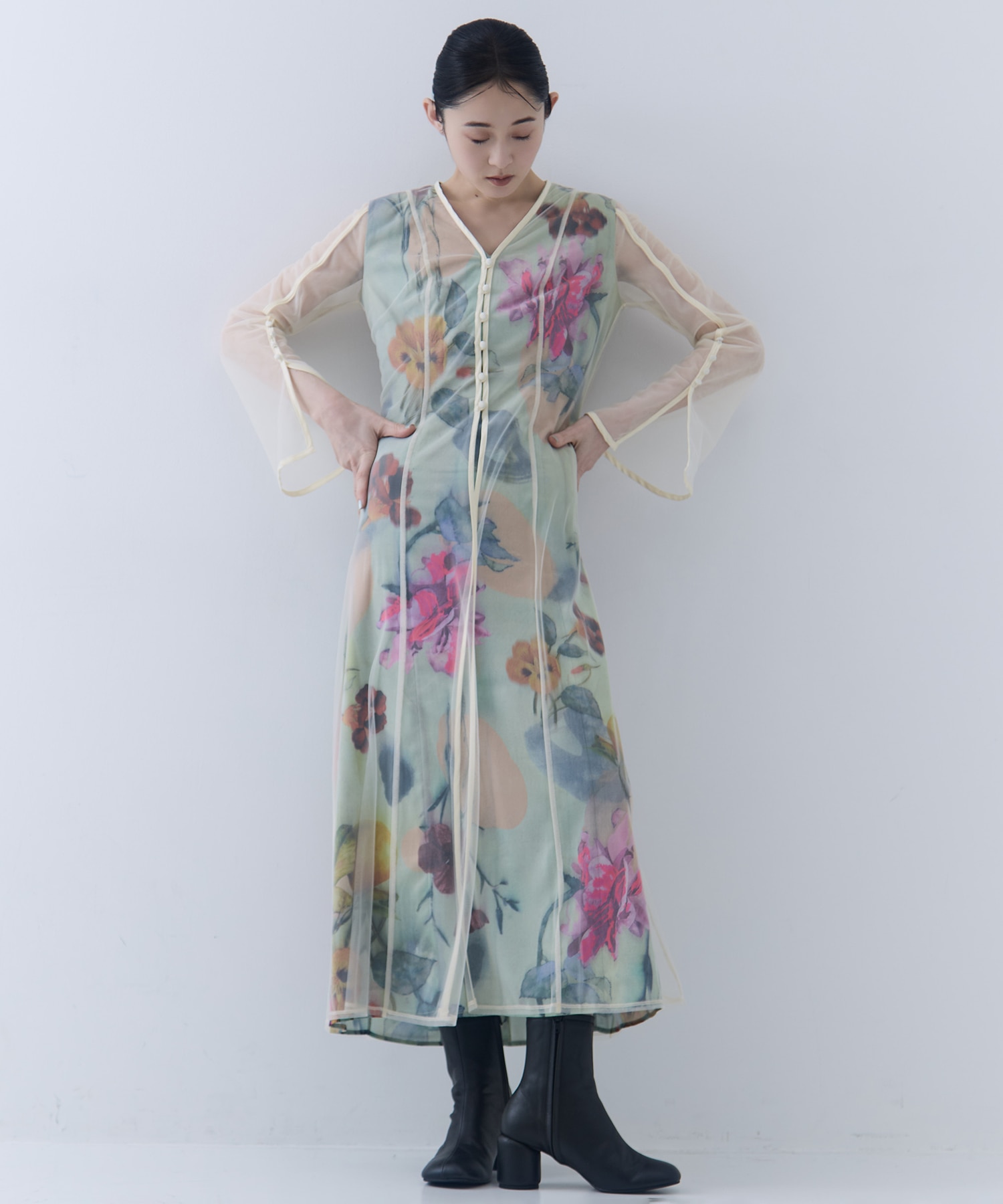 UND GRACE CHIFFON VEIL DRESS AMERI