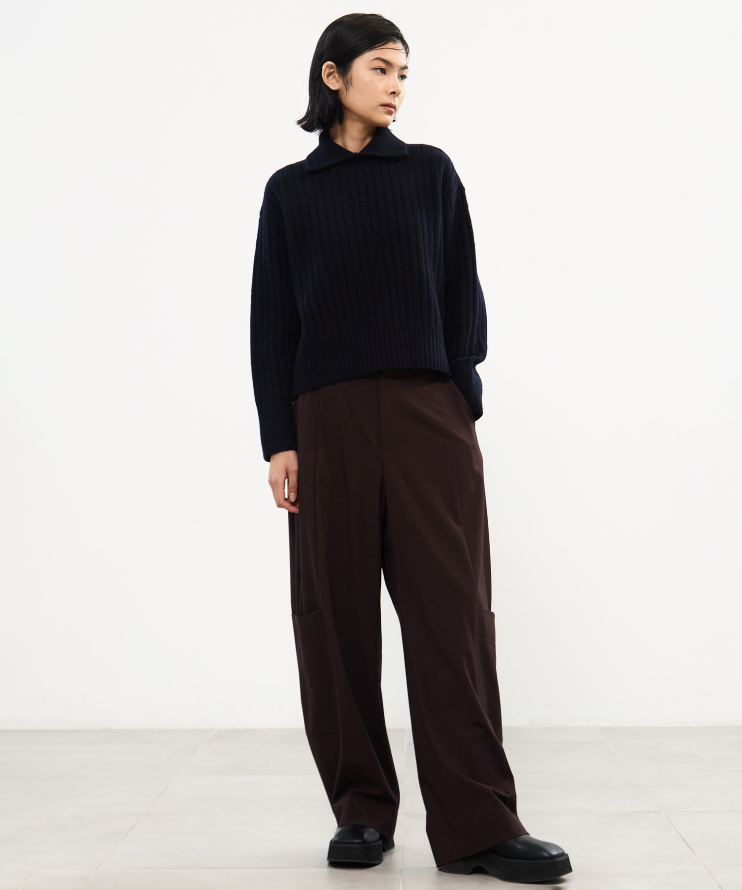 Cropped Collar Knit UJOH