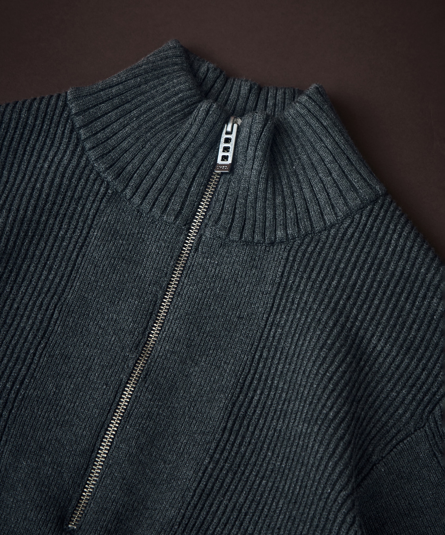 PIN TUCK HALF ZIP TOP(36 GREY): UN3D.: WOMENS｜ STUDIOUS ONLINE