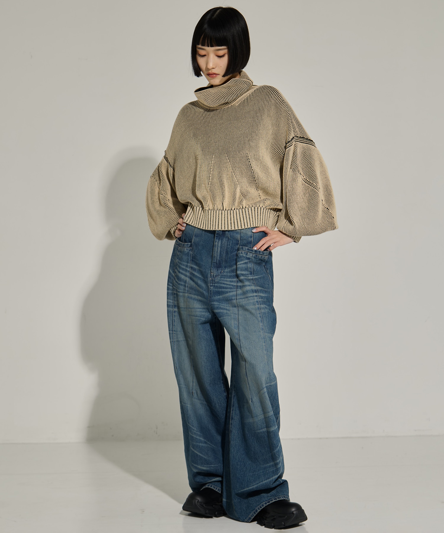 別注Dual face knit AKIKOAOKI