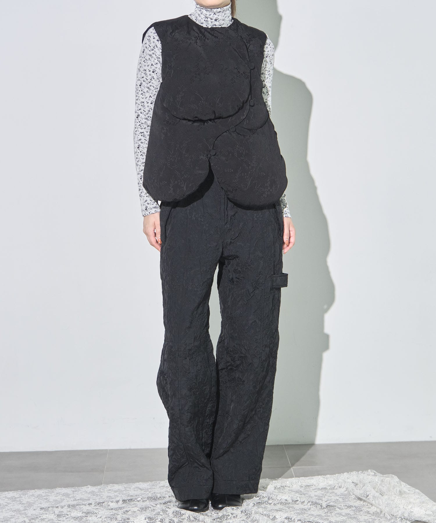 Floral Jacquard Rounded Down Vest Mame Kurogouchi