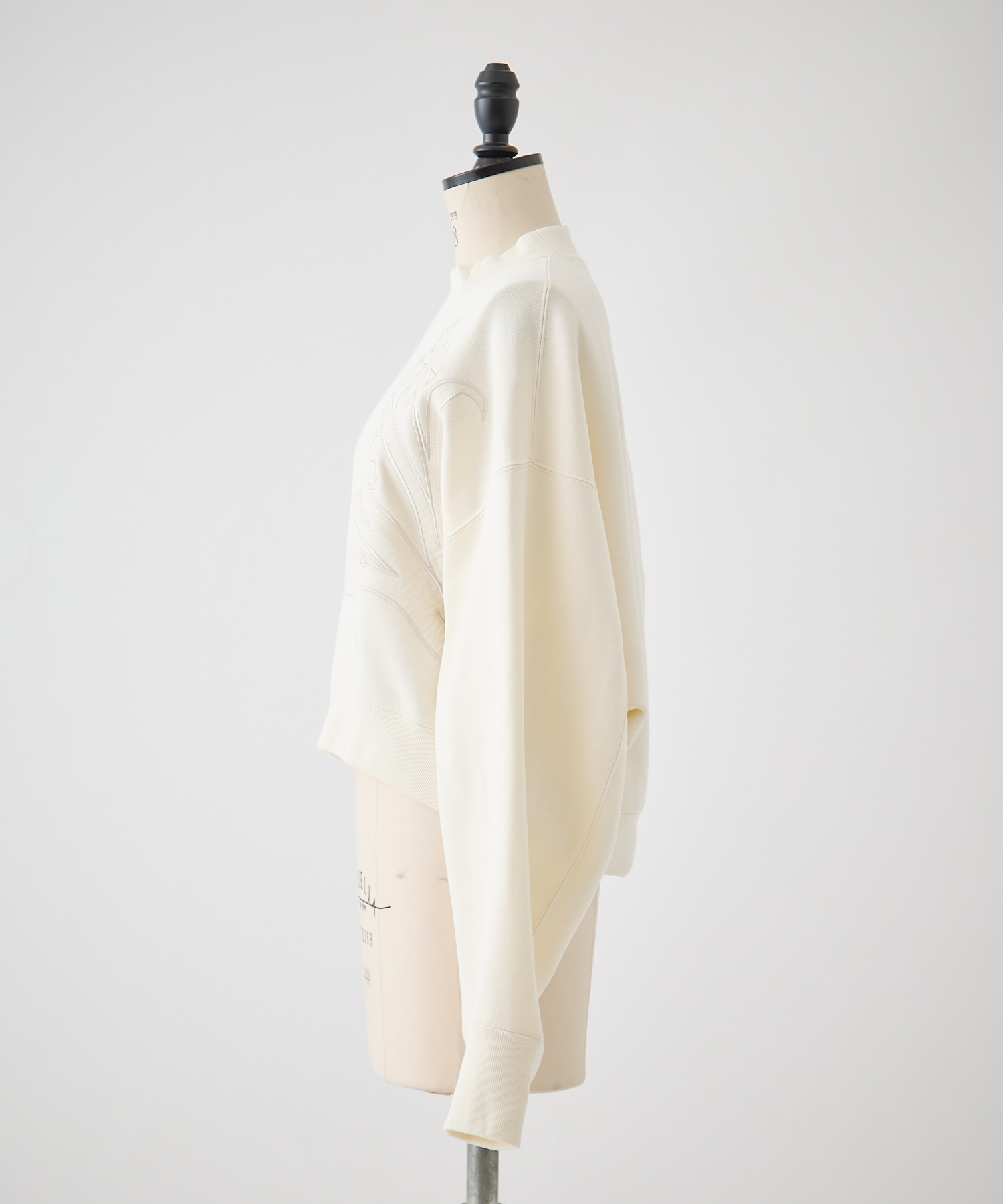 Floral Embroidery Short Sweat Top Mame Kurogouchi