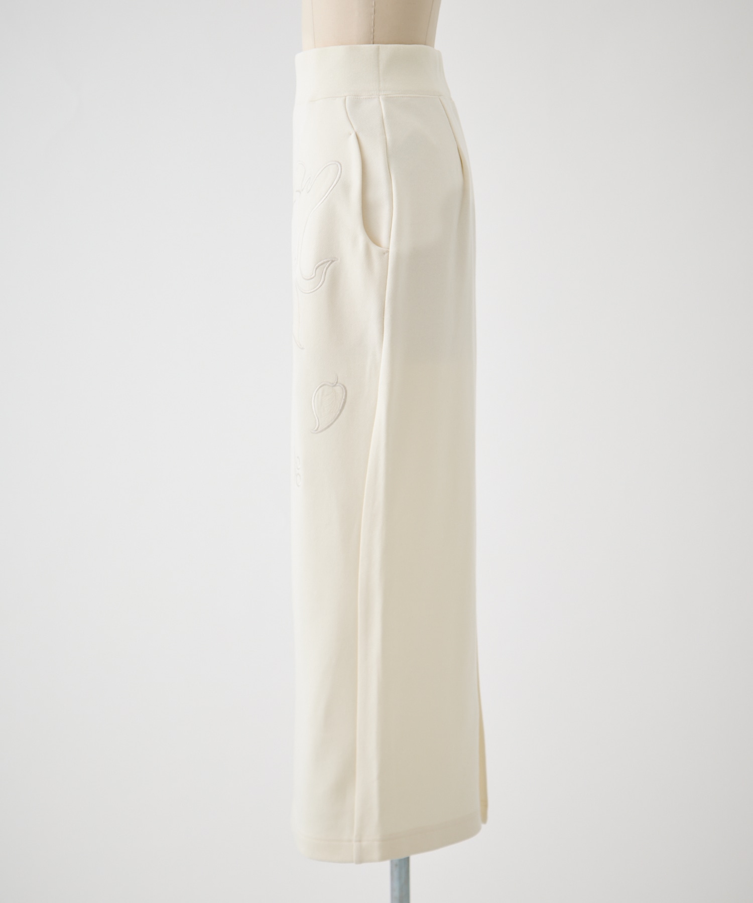 Floral Embroidery Sweat Skirt Mame Kurogouchi