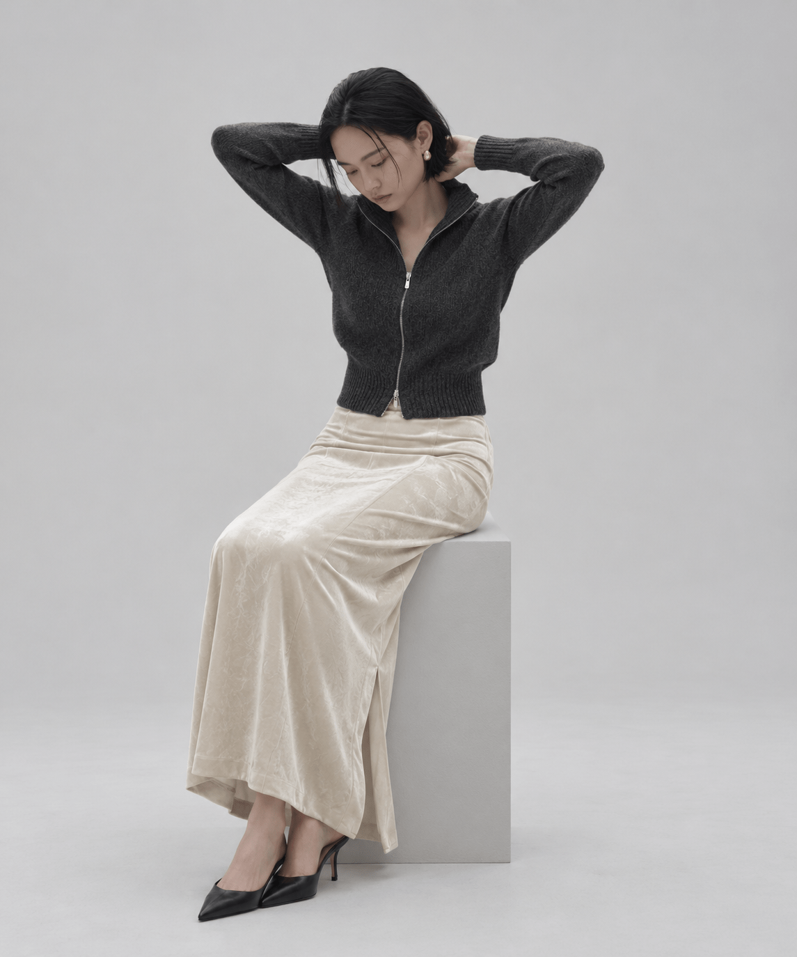 Velour Smooth Skirt STUDIOUS