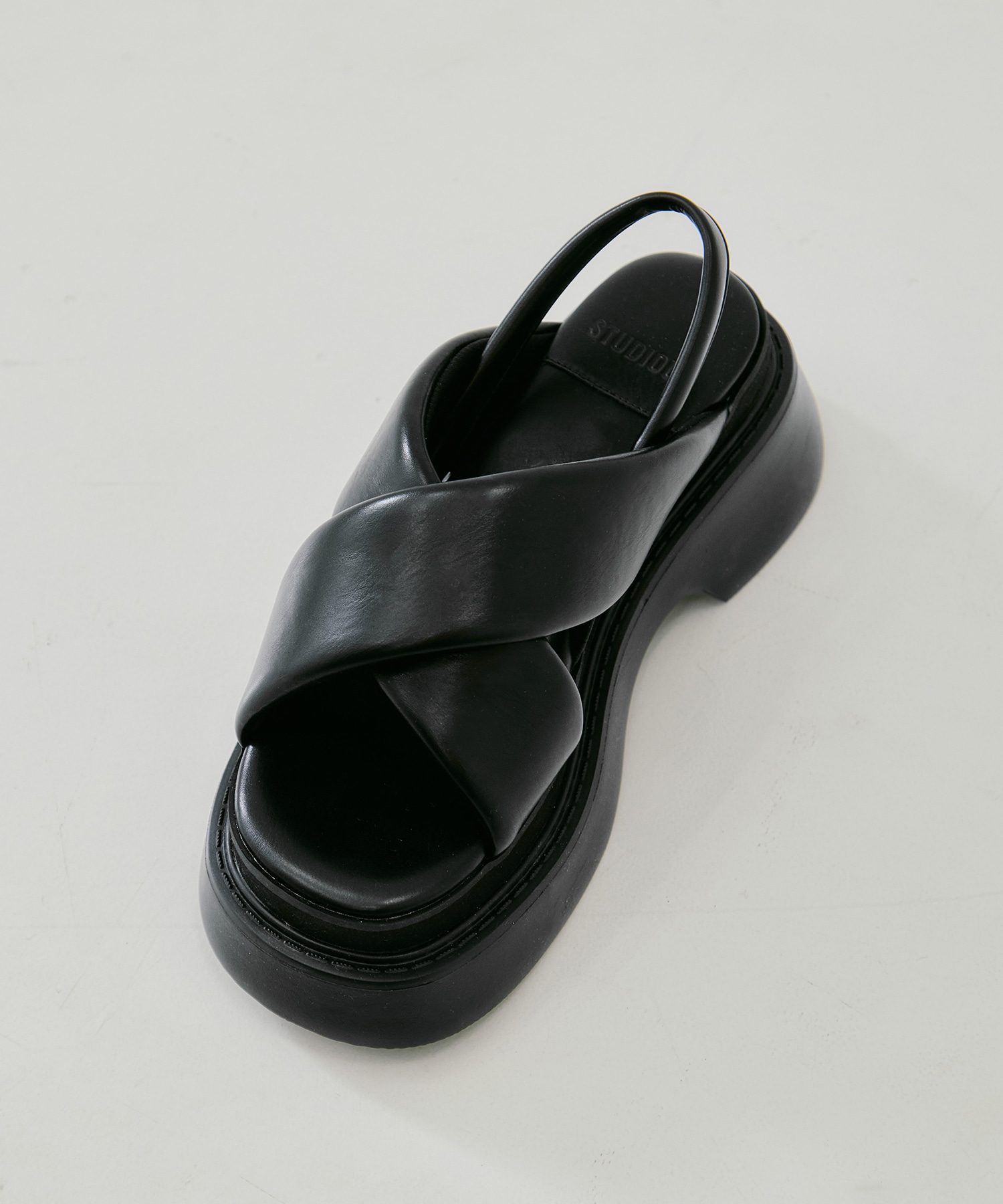 Padded Cross Sandals STUDIOUS