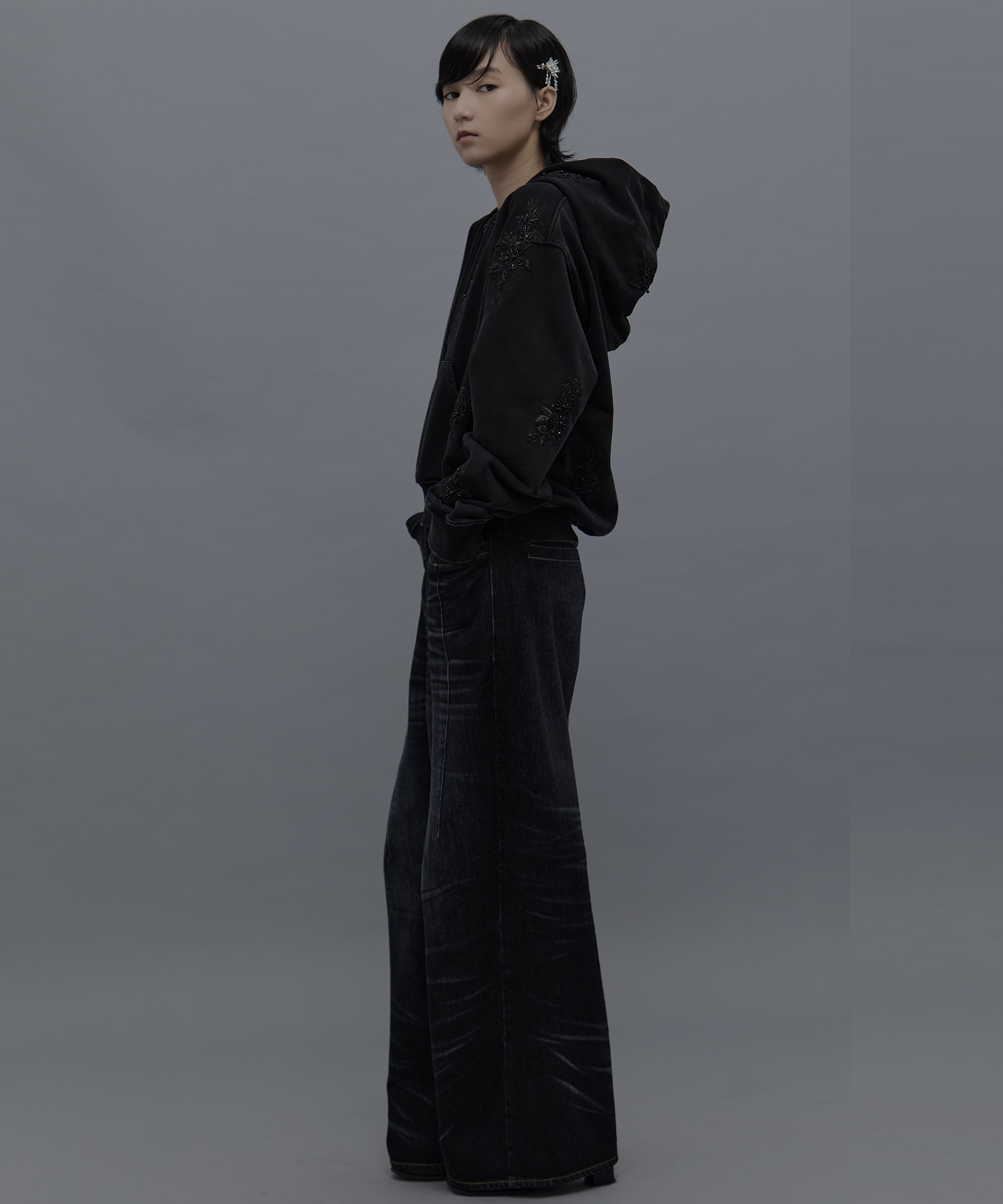 crystal hair clip left tanakadaisuke