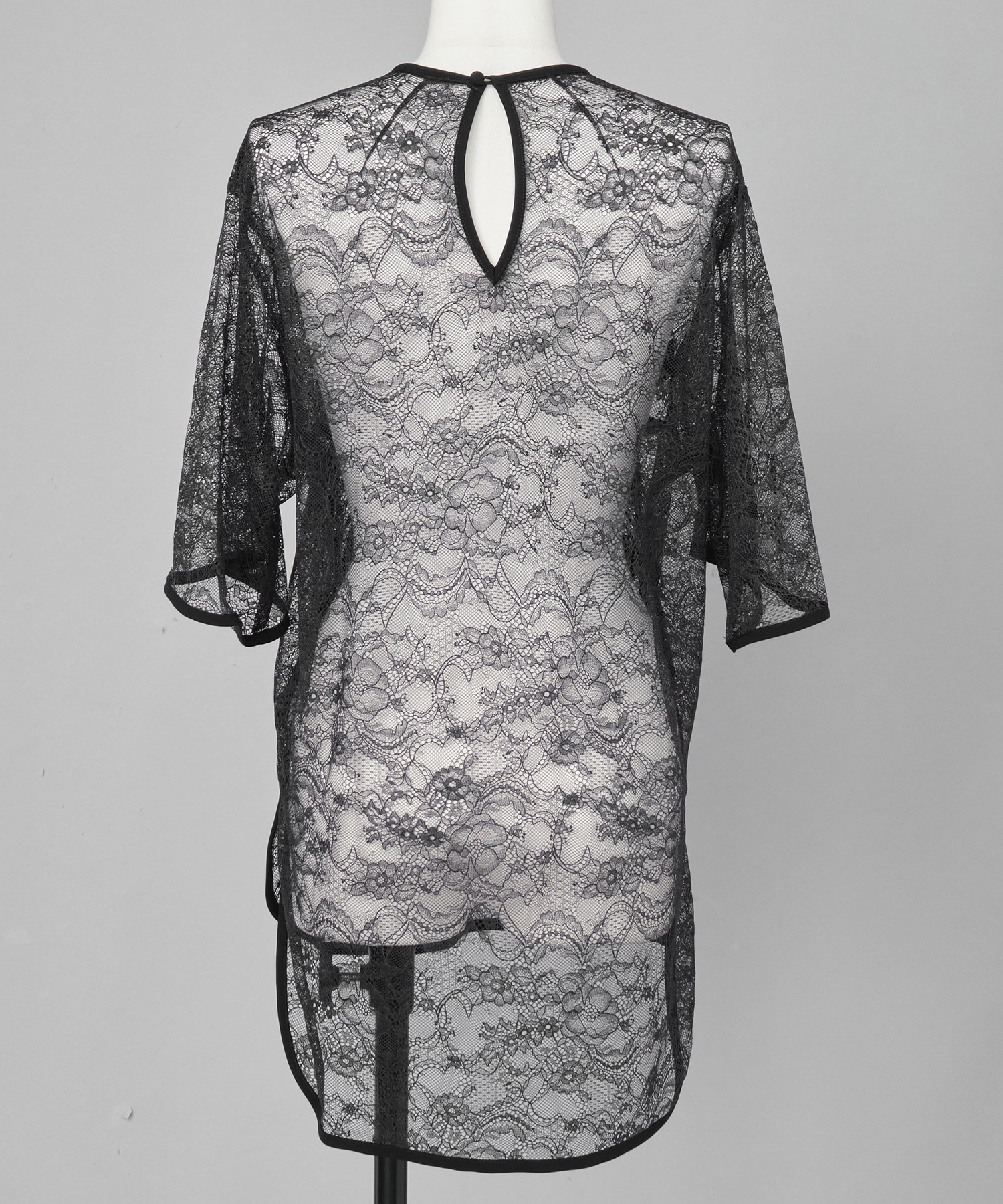 Raschel Lace Embroidered Top Mame Kurogouchi