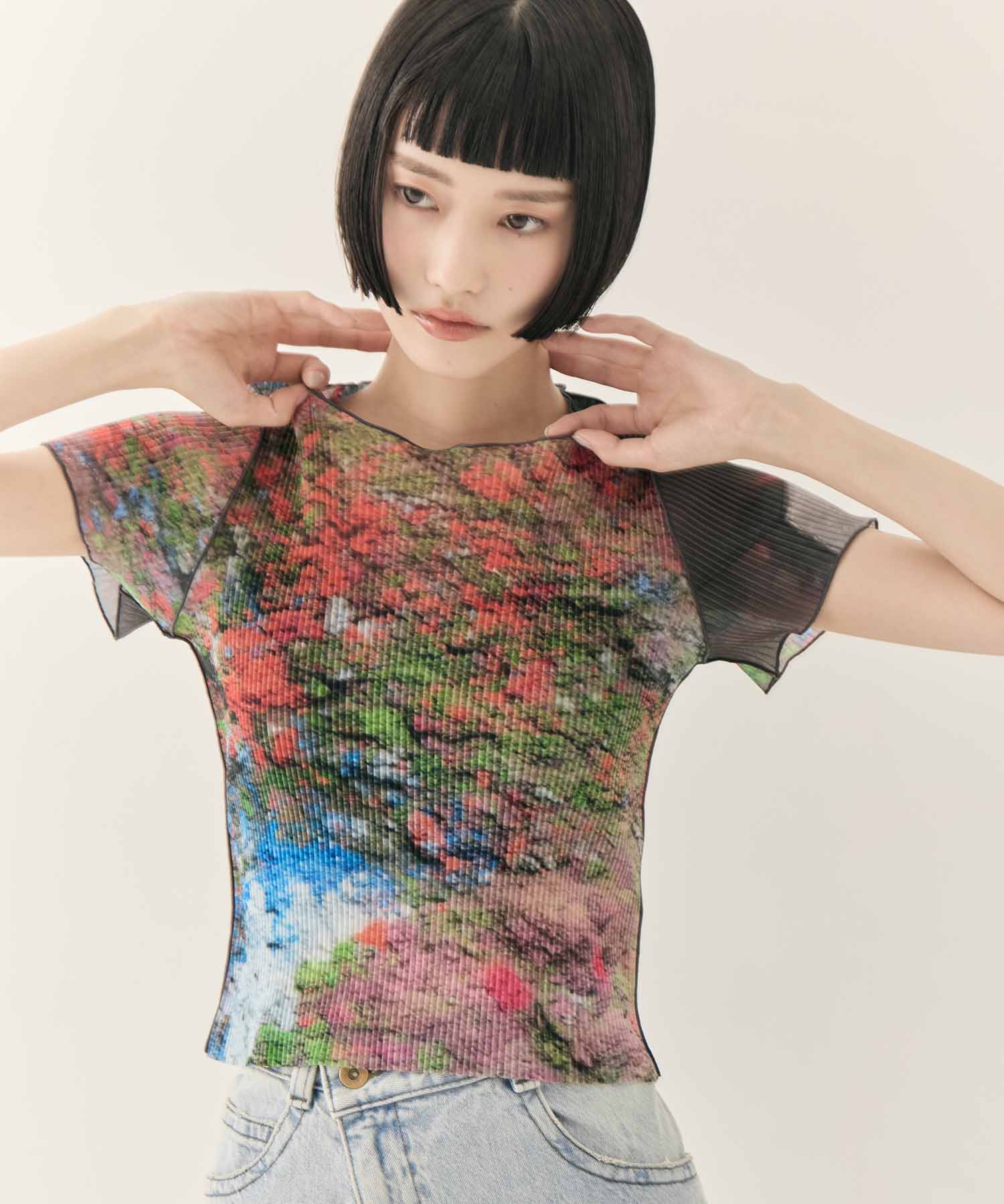 SHEER GRAPHIC TINY TOP kotohayokozawa