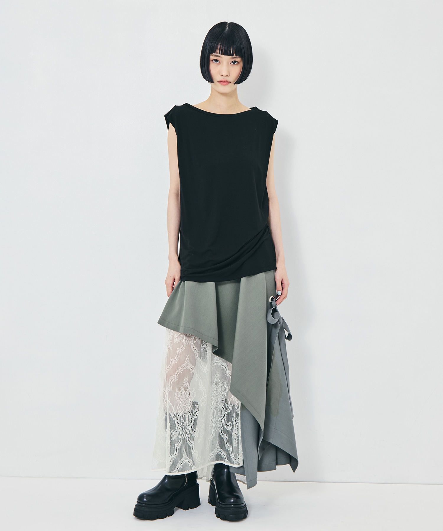 別注collagen no sleeve tops determ