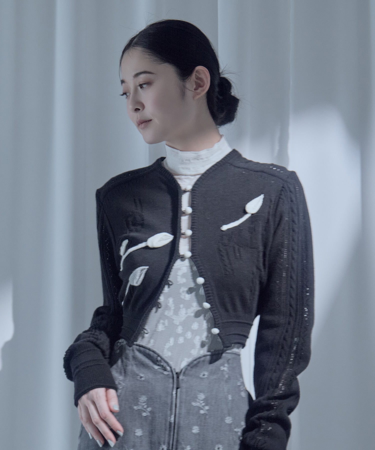 3D Floral Motif Knit Cardigan Mame Kurogouchi