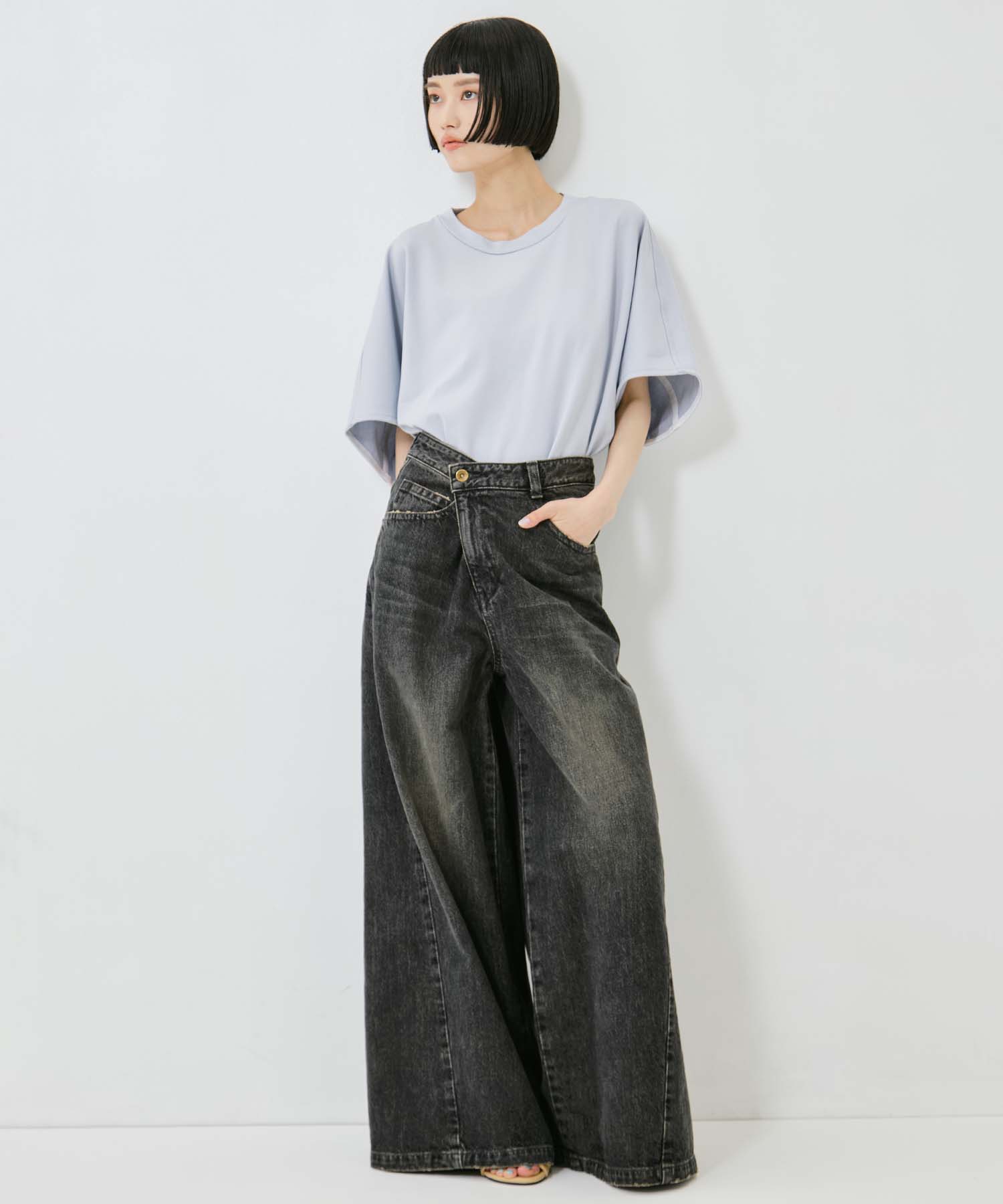 Bleached Baggy Jeans STUDIOUS