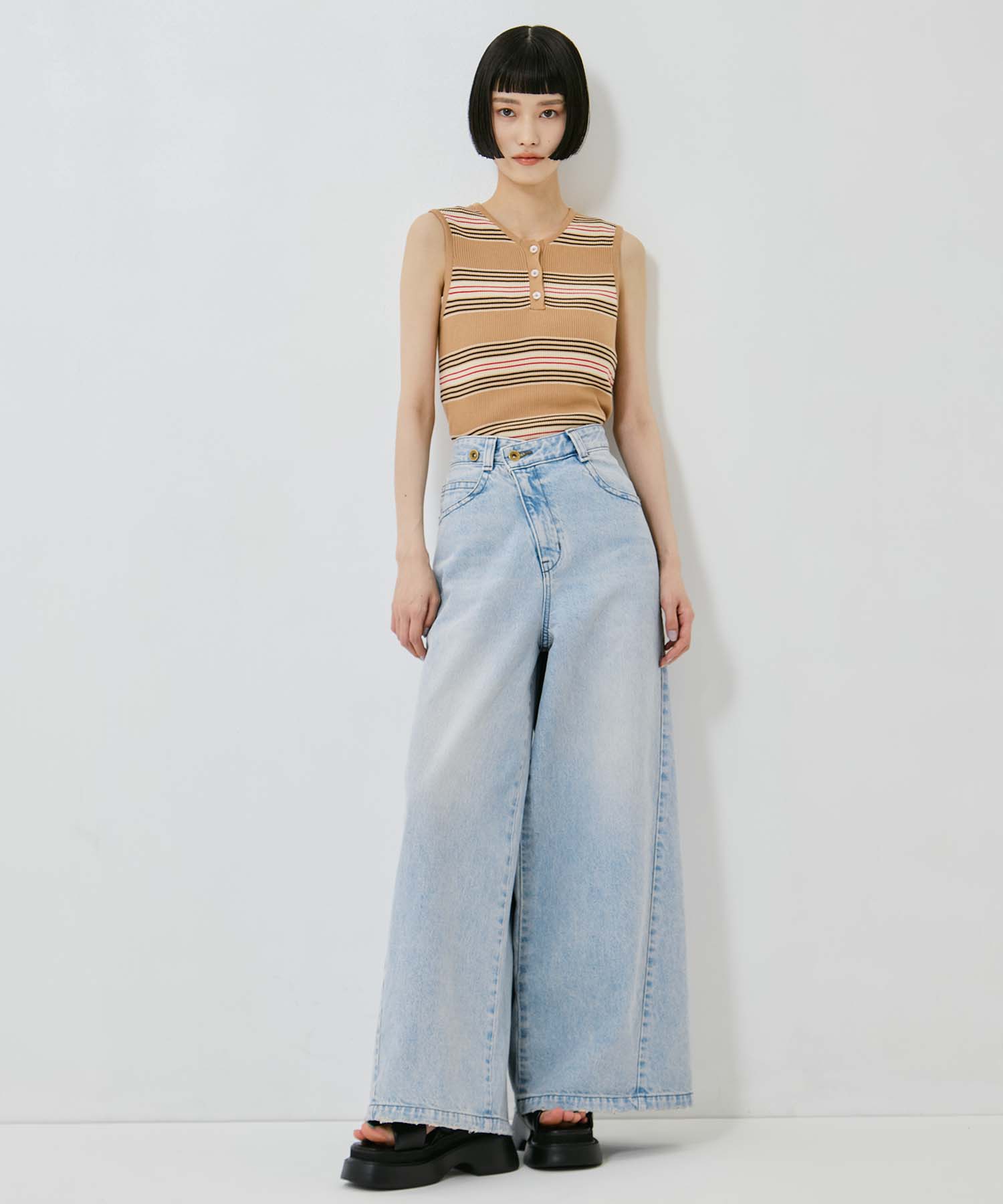 Bleached Baggy Jeans STUDIOUS