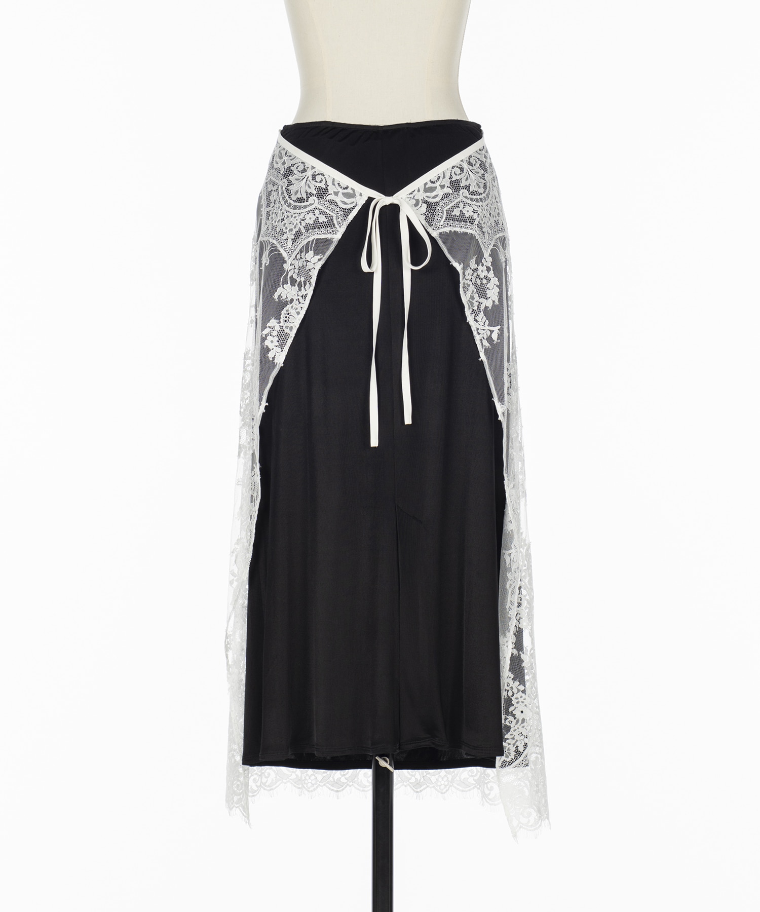 EMBROIDERED LACE SKIRT 