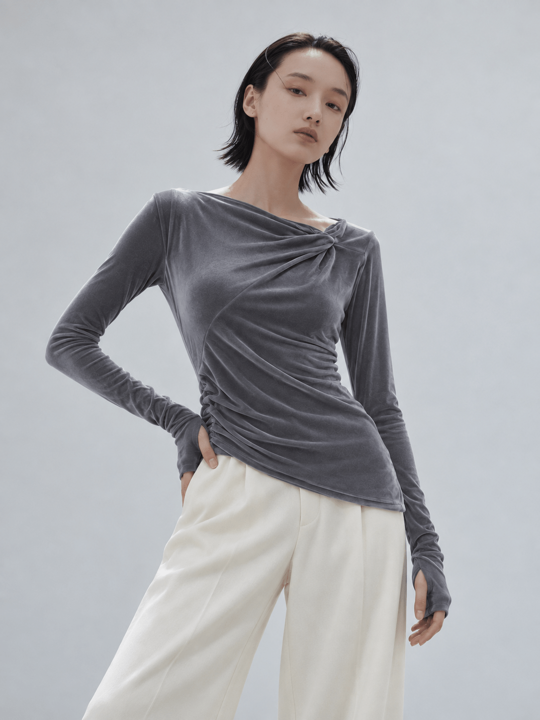 【NEW】Velours Long Tee STUDIOUS