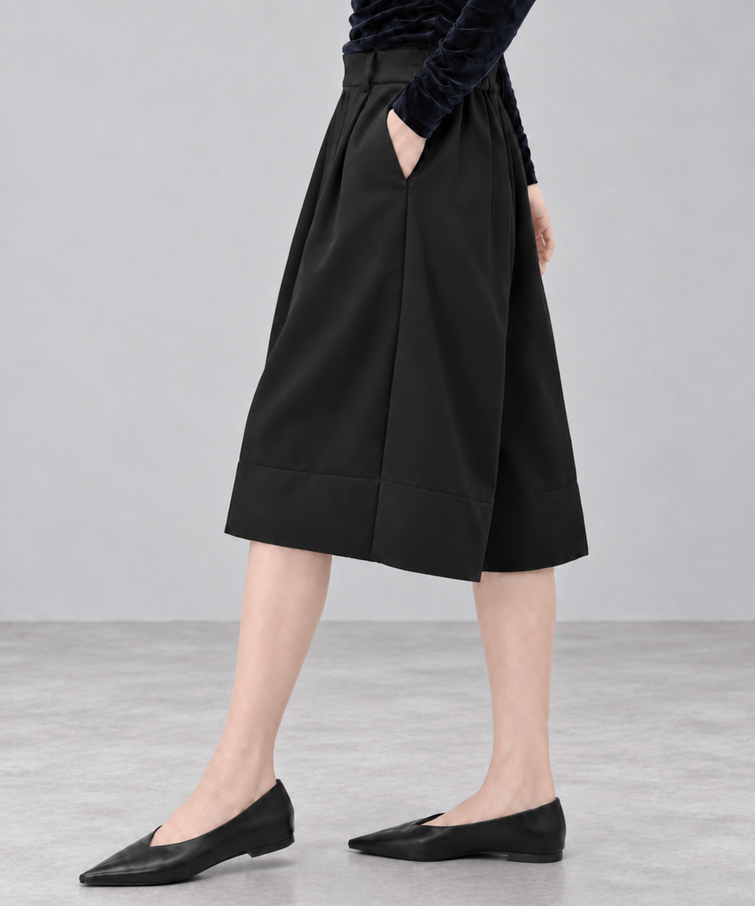 Tucked Bermuda Shorts STUDIOUS