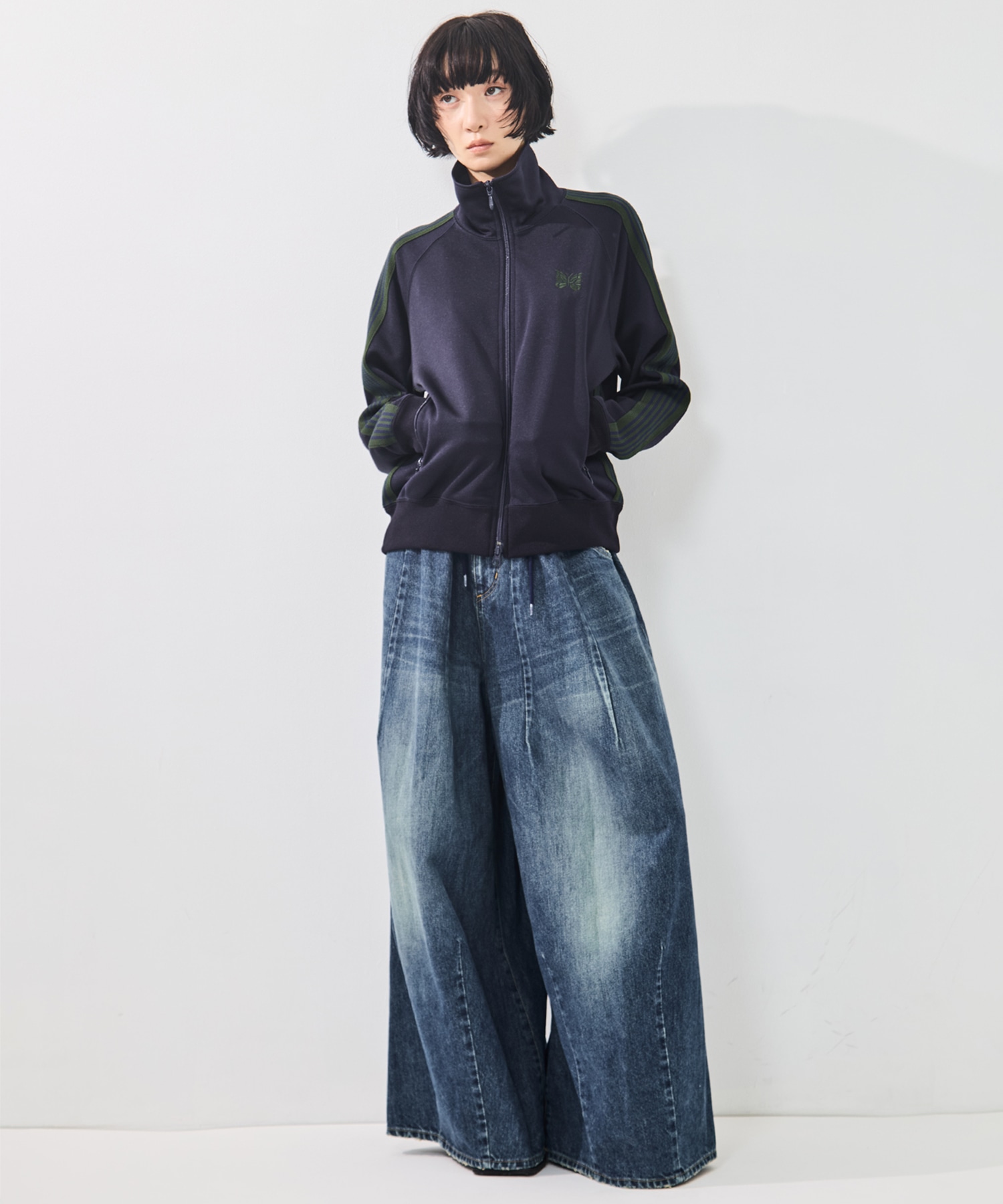 Track Jacket Poly smooth Needles