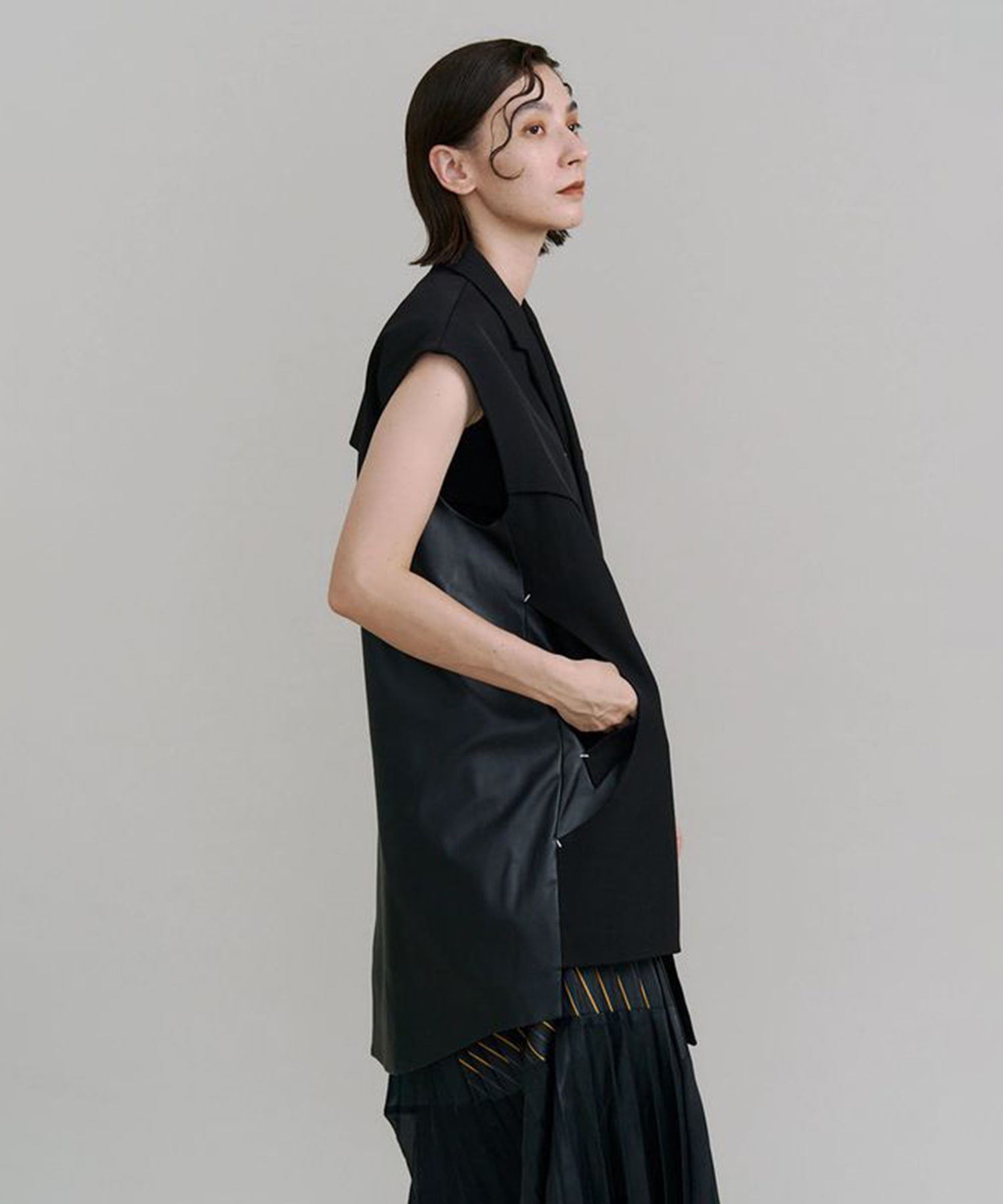 ARCH POKET DOCKING VEST UN3D.