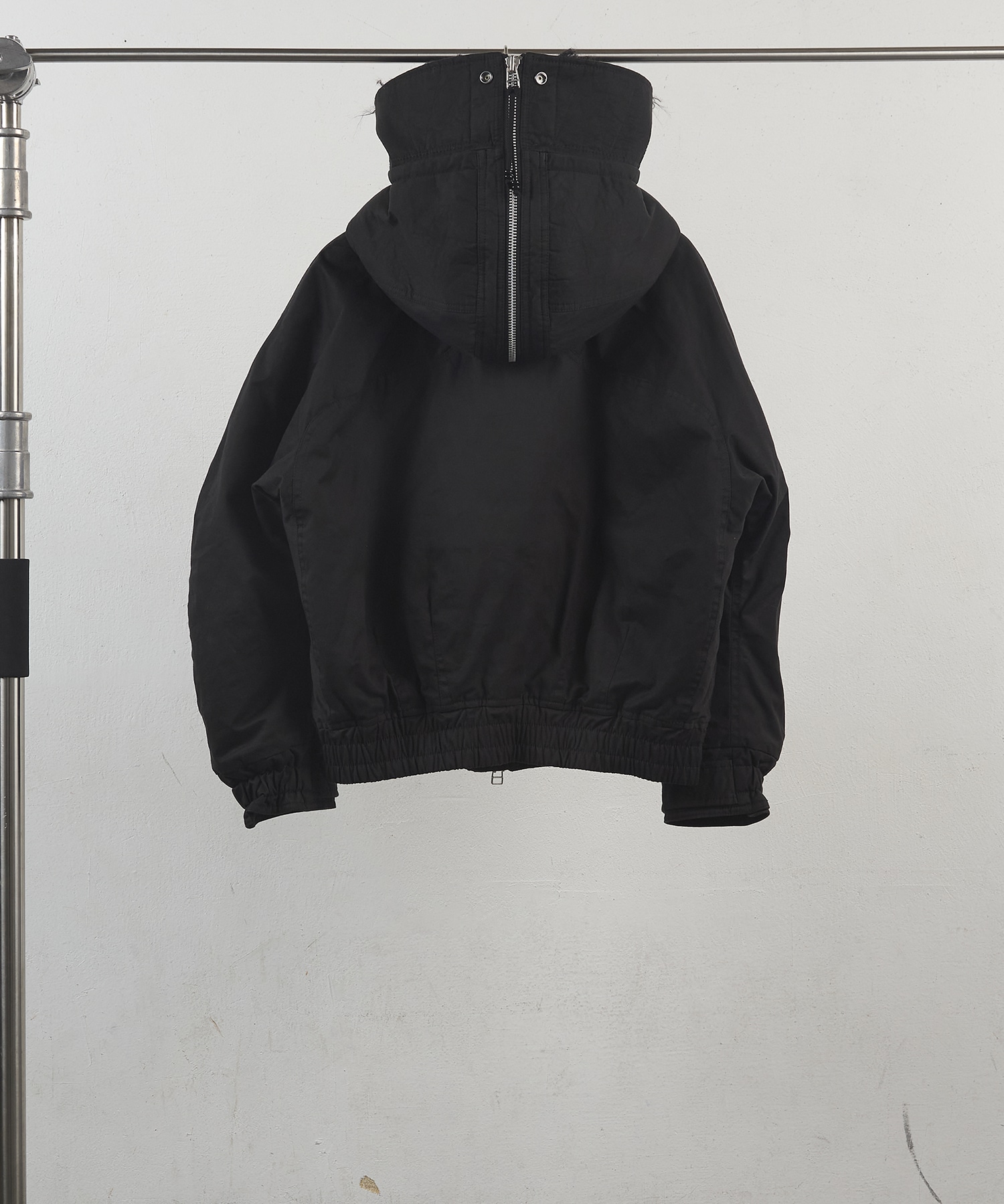 PADDED HOODED BOMBER JACKET NVRFRGT