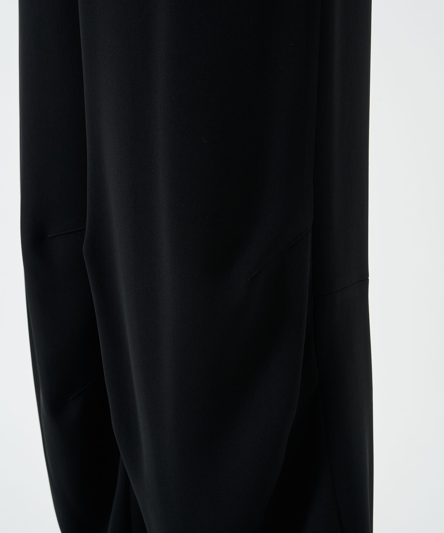 ESSENTIAL RELAX WIDE PANTS STUDIOUS