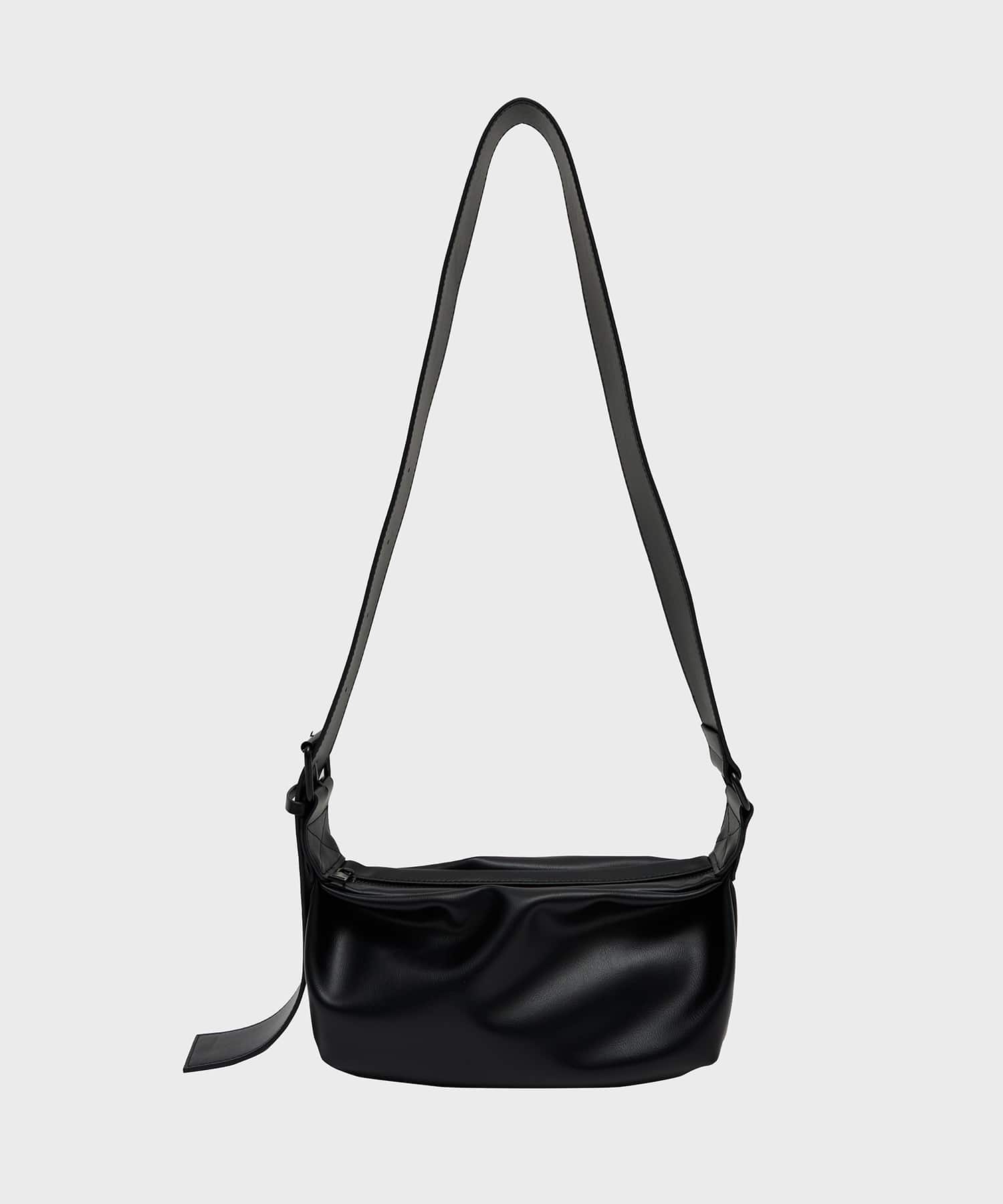 HARF MOON SHOULDER BAG STUDIOUS