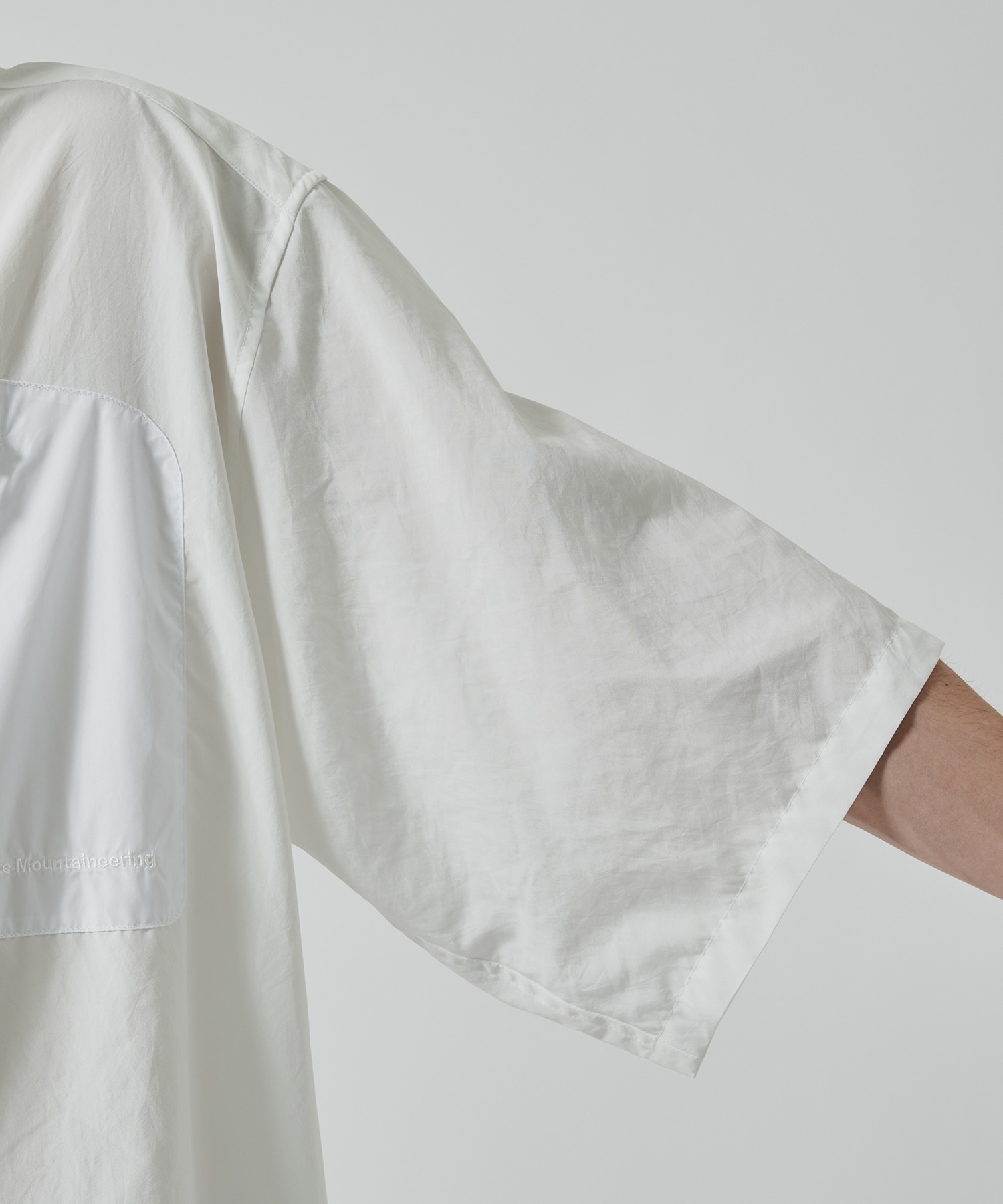 〈別注〉 DRAW CORD S/S POCKET SHIRTS White Mountaineering