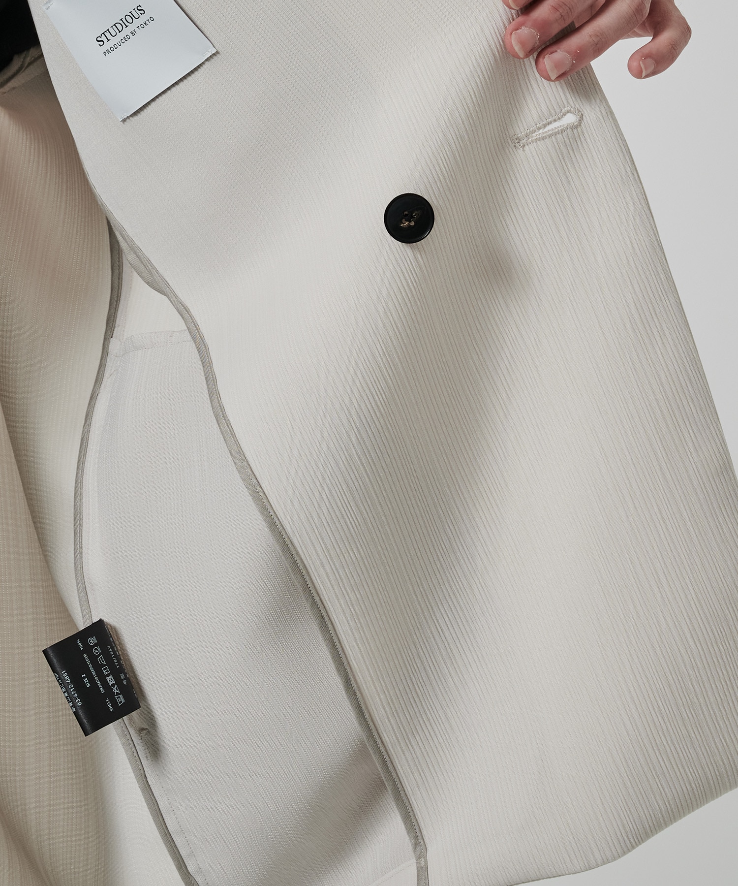 PLEATS HALF SLEEVE JACKET STUDIOUS