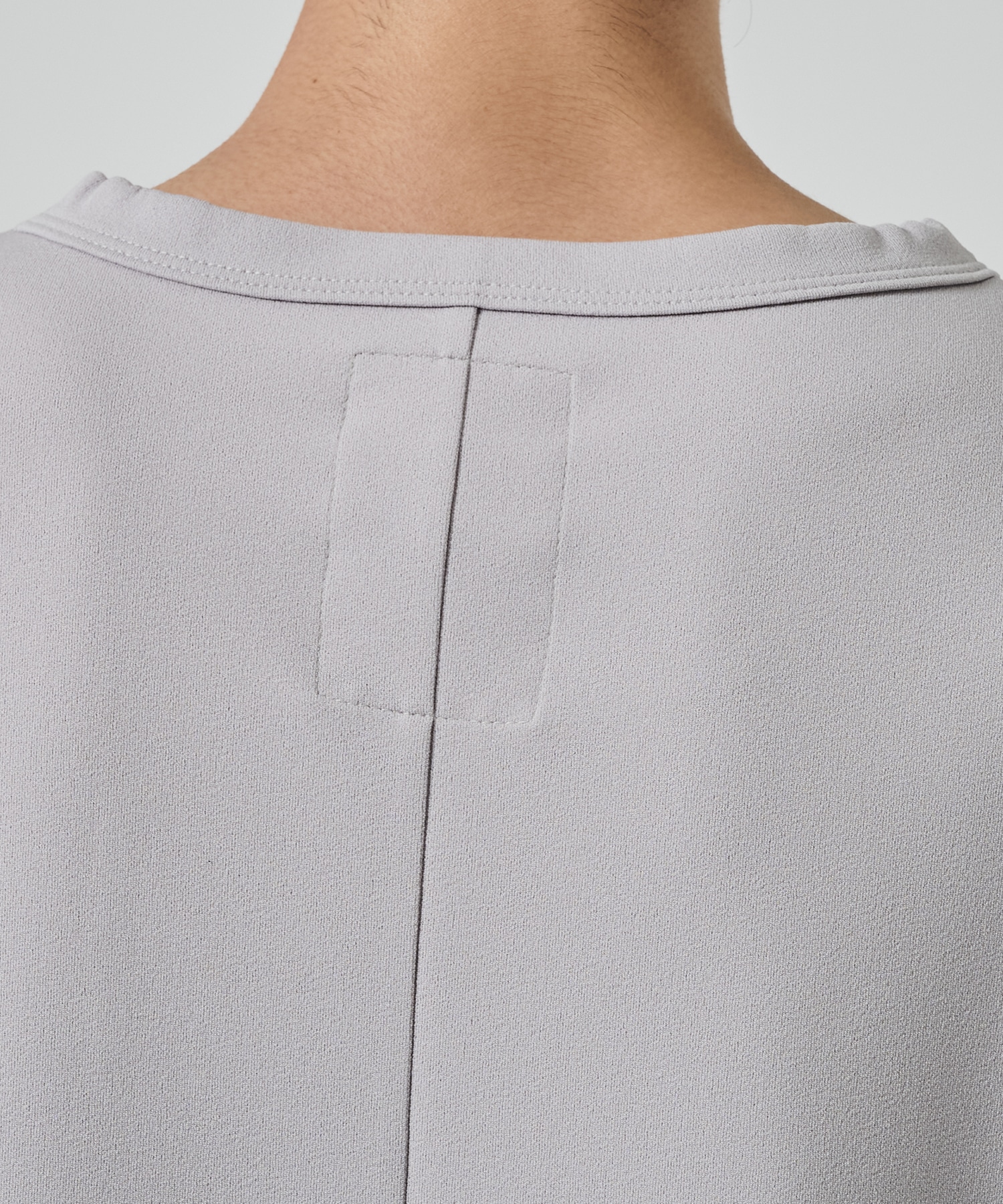 NO SLEEVE TEE SHAREEF