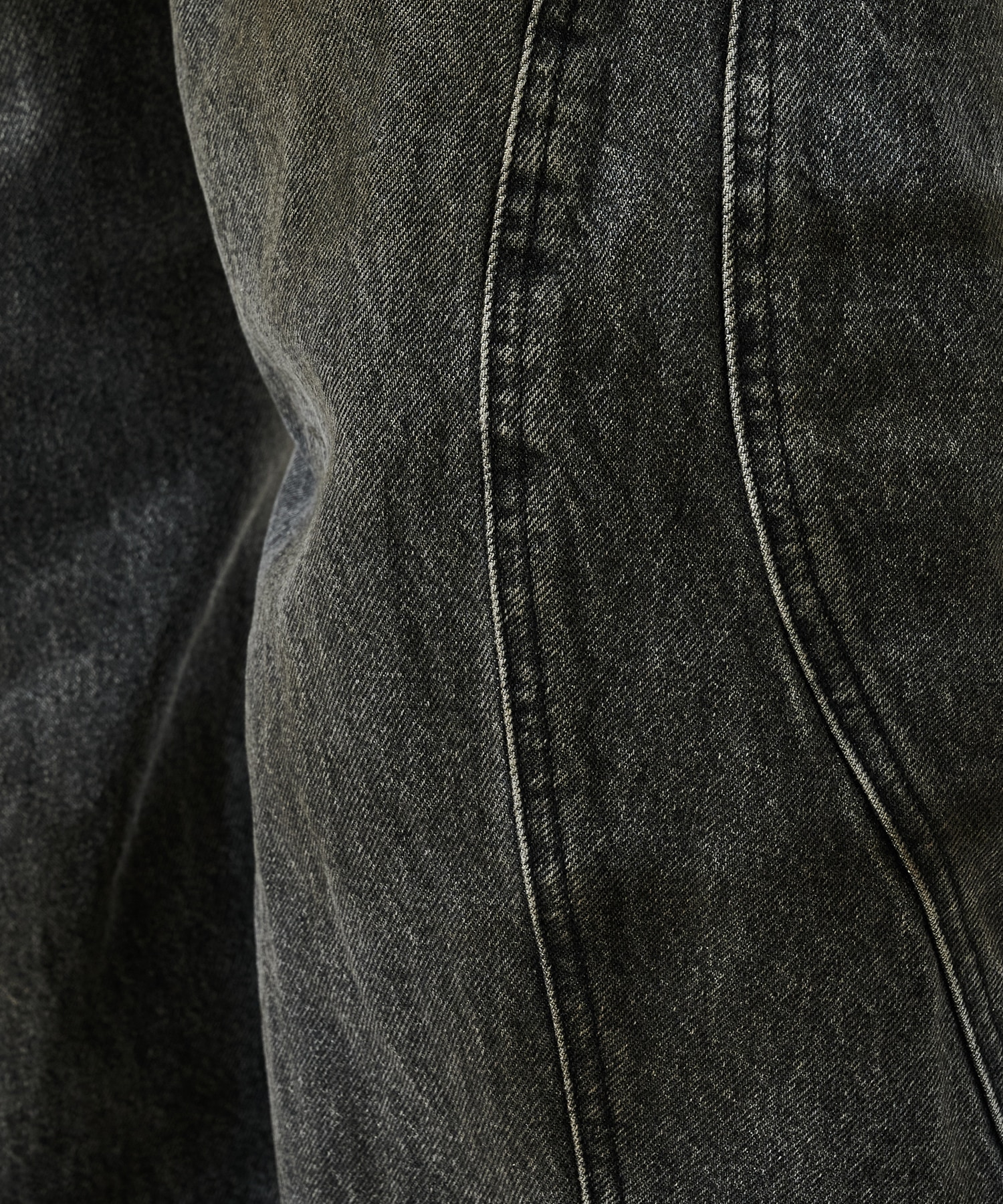 〈別注〉3D TWISTED JEANS 2.0 NVRFRGT