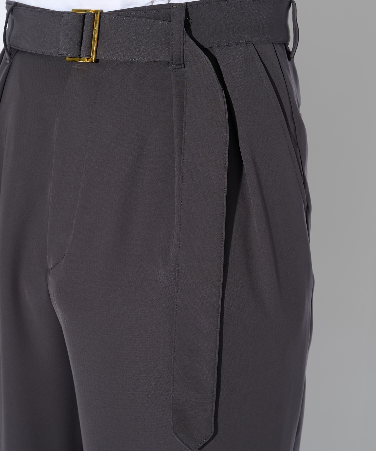 別注〉2Tuck Pants with Long Belt for STUDIOUS | CULLNI