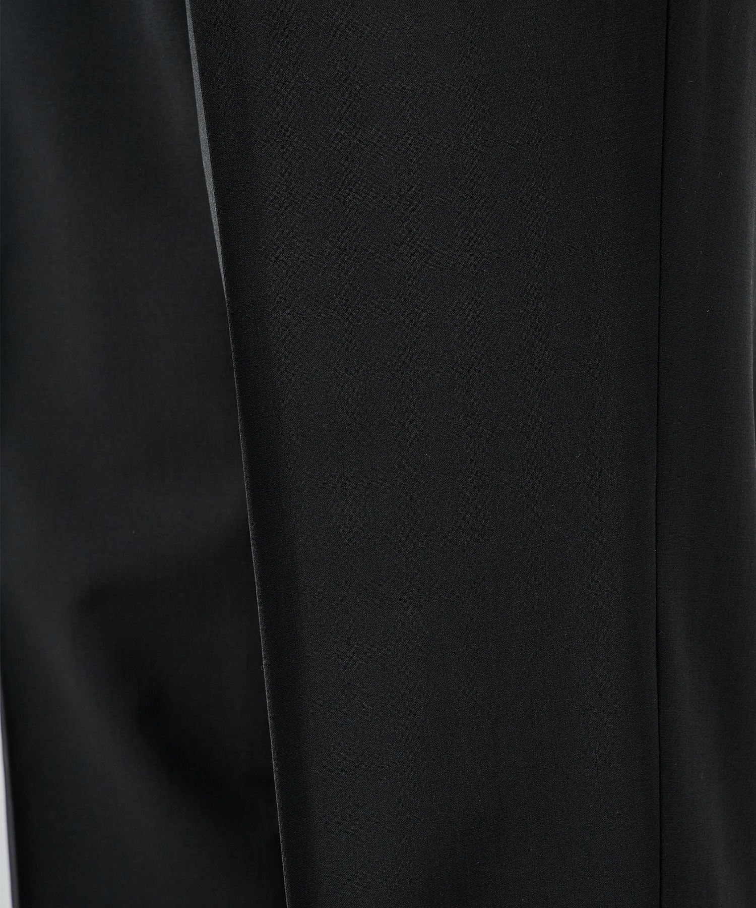 SUMMER WOOL TAPERED SLACKS STUDIOUS