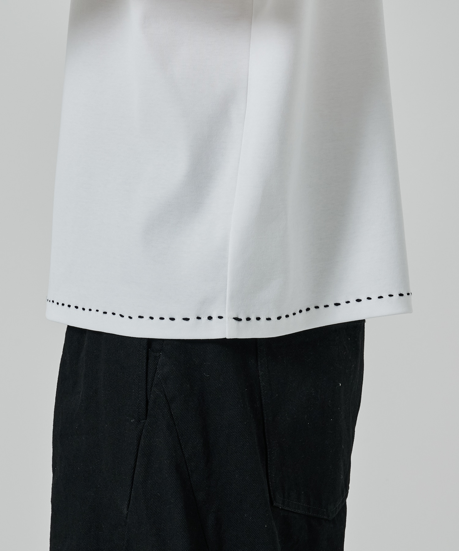 HAND STITCH TEE STUDIOUS