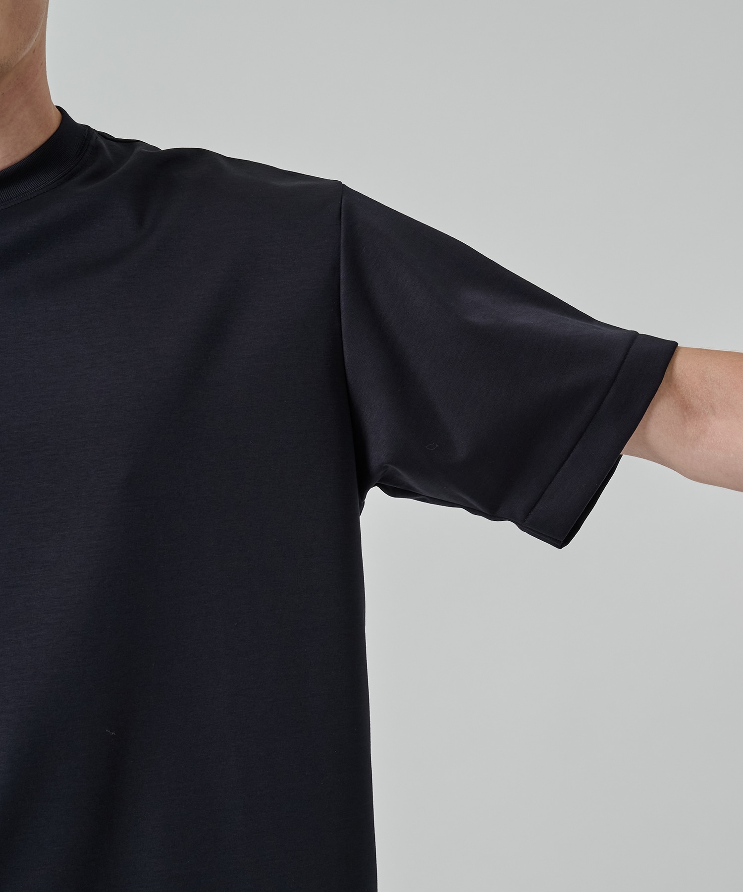 32G ロイヤルクール レギュラーTシャツ STUDIOUS