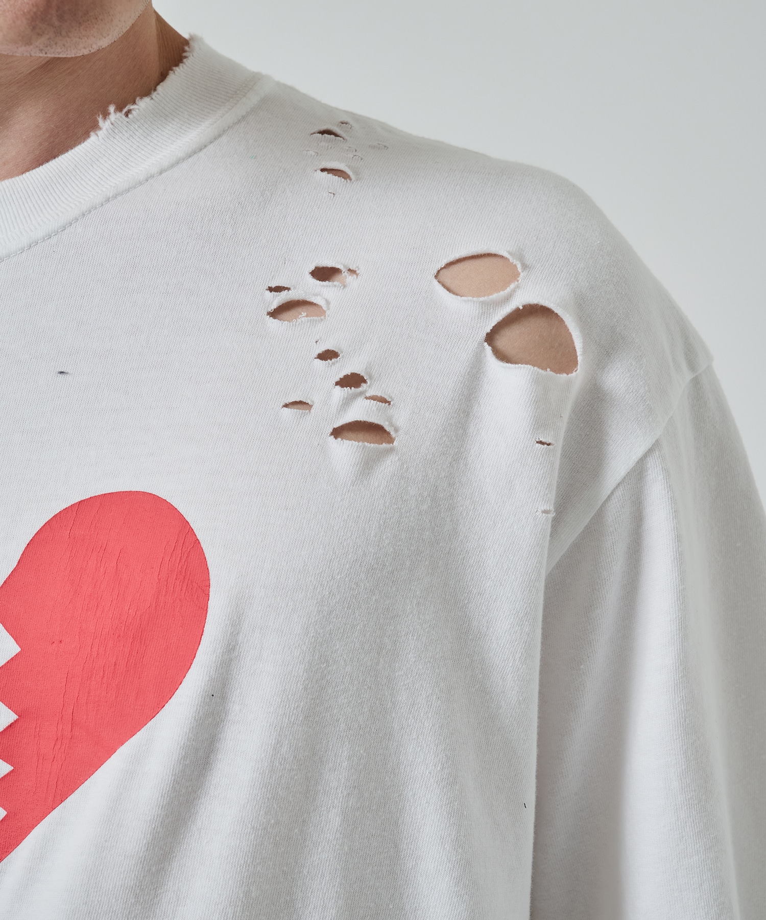 I BROKEN HEART S/S TEE DISCOVERED